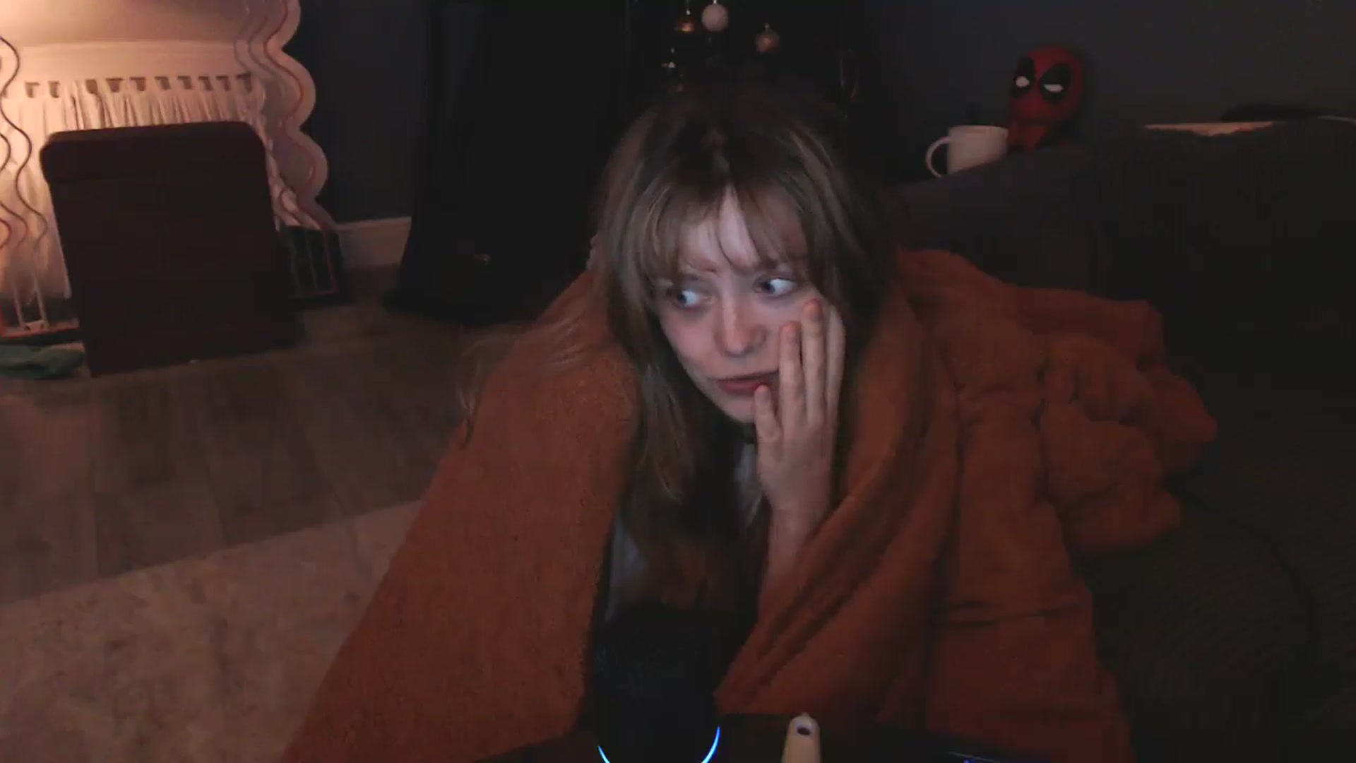 Gallery image thumbnail from KittyCash3w's myfreecams stream on, 12/08/2024, 18:09 image 11 of 20