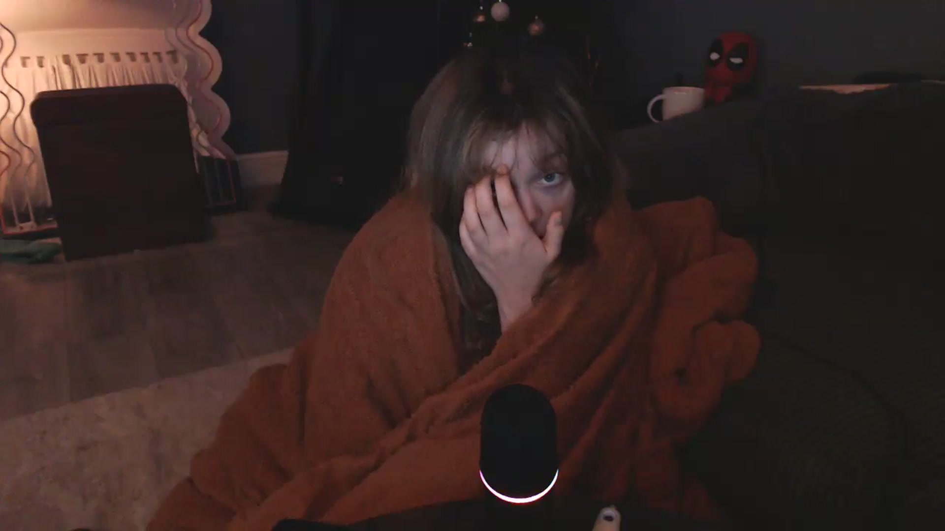 Gallery image thumbnail from KittyCash3w's myfreecams stream on, 12/08/2024, 18:09 image 18 of 20