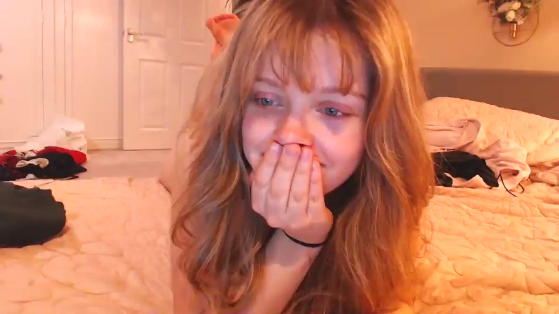Gallery image thumbnail from KittyCash3w's myfreecams stream on, 12/10/2024, 19:49 image 1 of 20