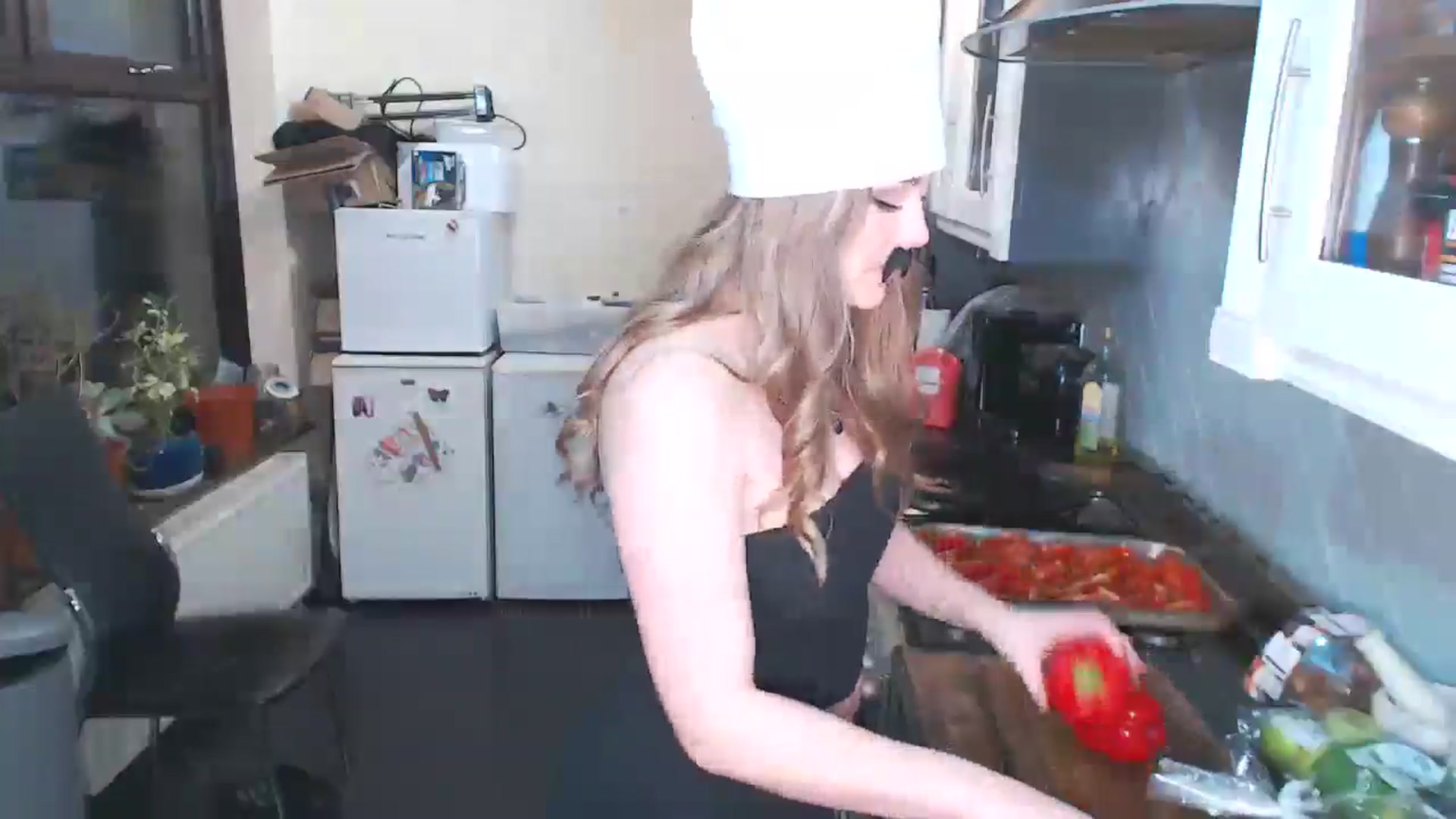 Gallery image thumbnail from KittyCash3w's myfreecams stream on, 12/18/2024, 19:12 image 5 of 20