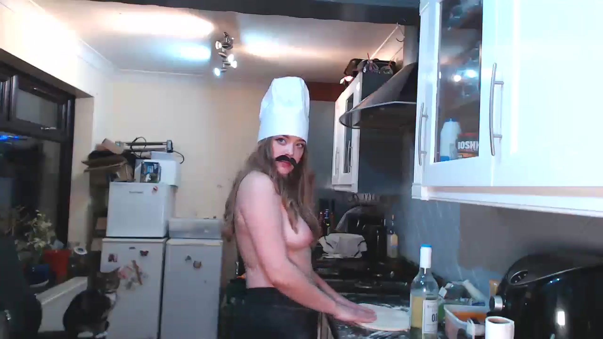 Gallery image thumbnail from KittyCash3w's myfreecams stream on, 12/18/2024, 20:35 image 8 of 20