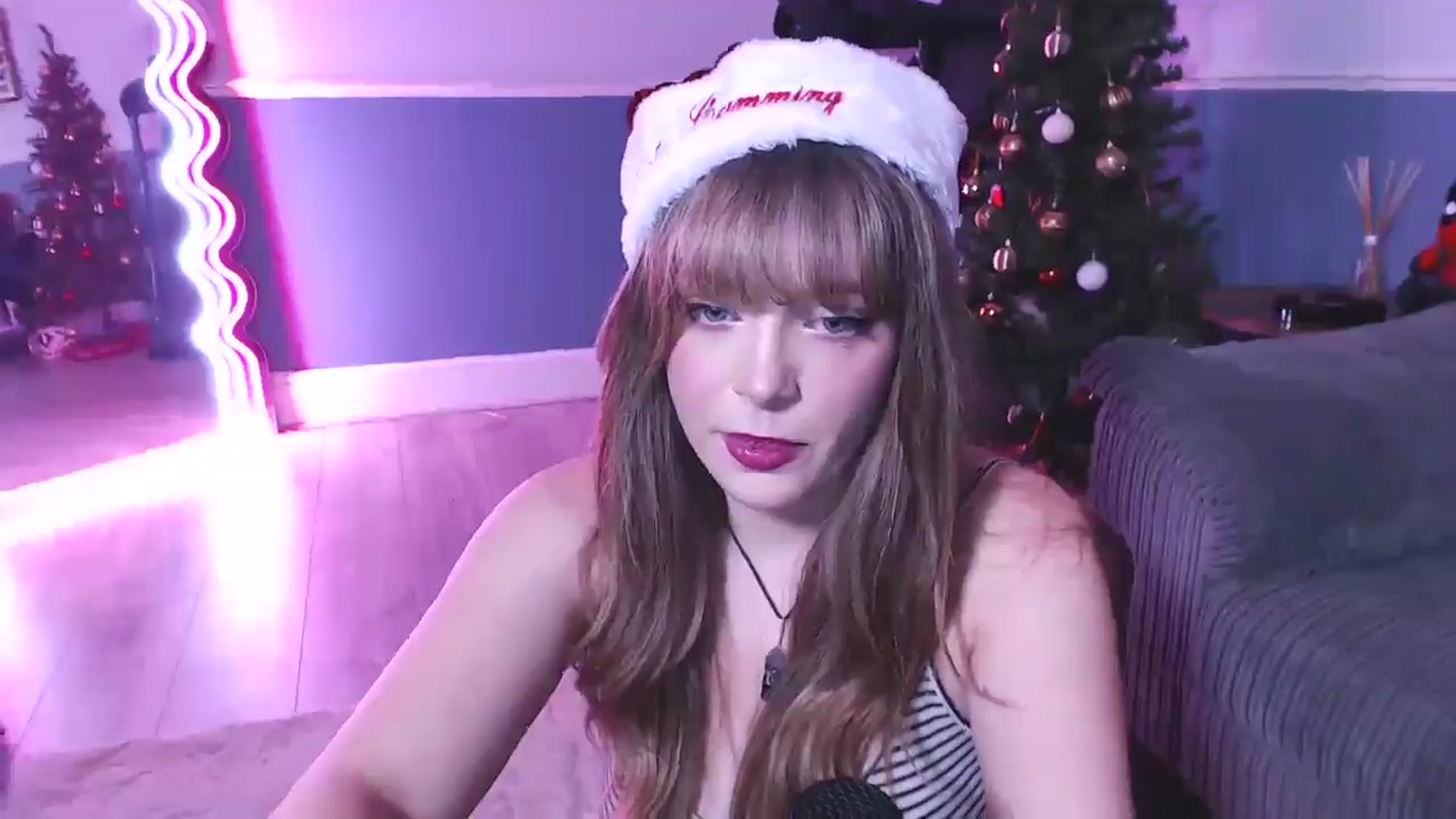 Gallery image thumbnail from KittyCash3w's myfreecams stream on, 12/20/2024, 20:58 image 8 of 20