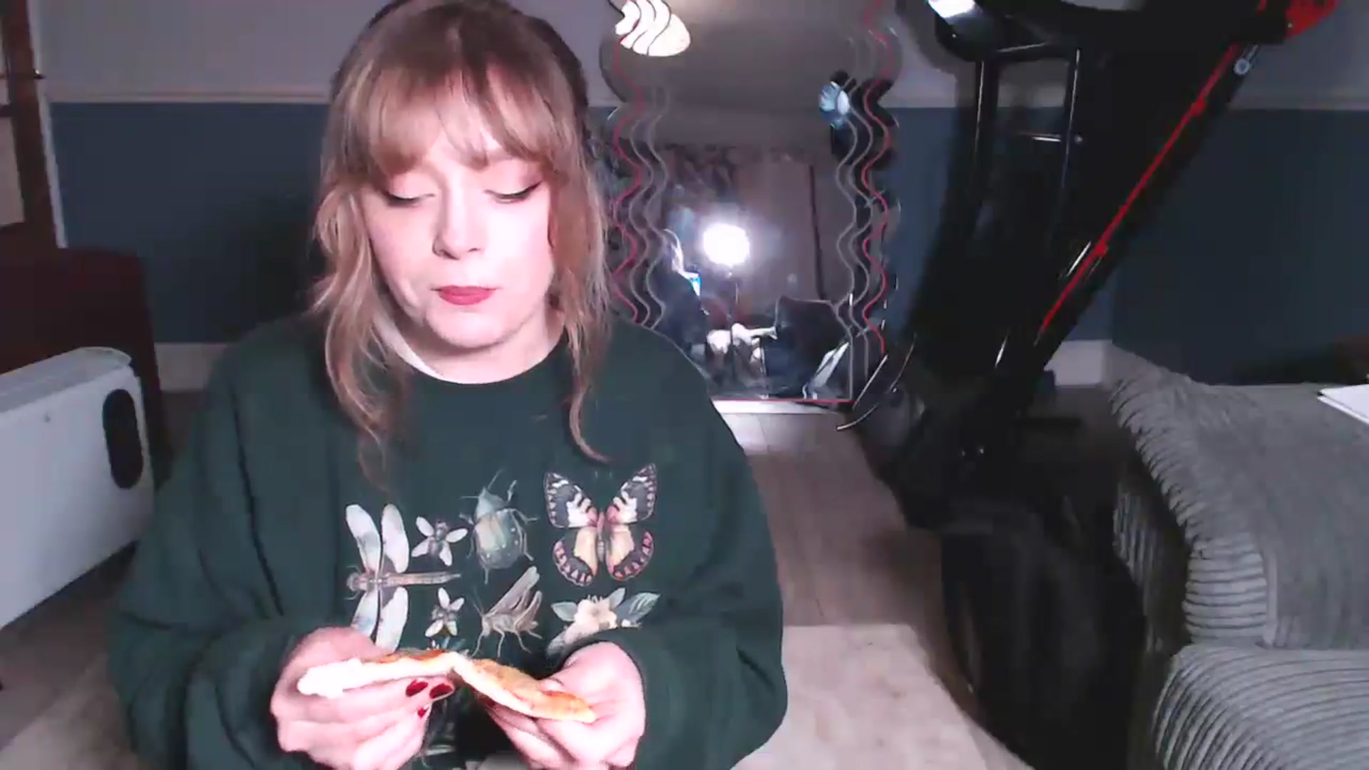 Gallery image thumbnail from KittyCash3w's myfreecams stream on, 01/08/2025, 20:09 image 11 of 20
