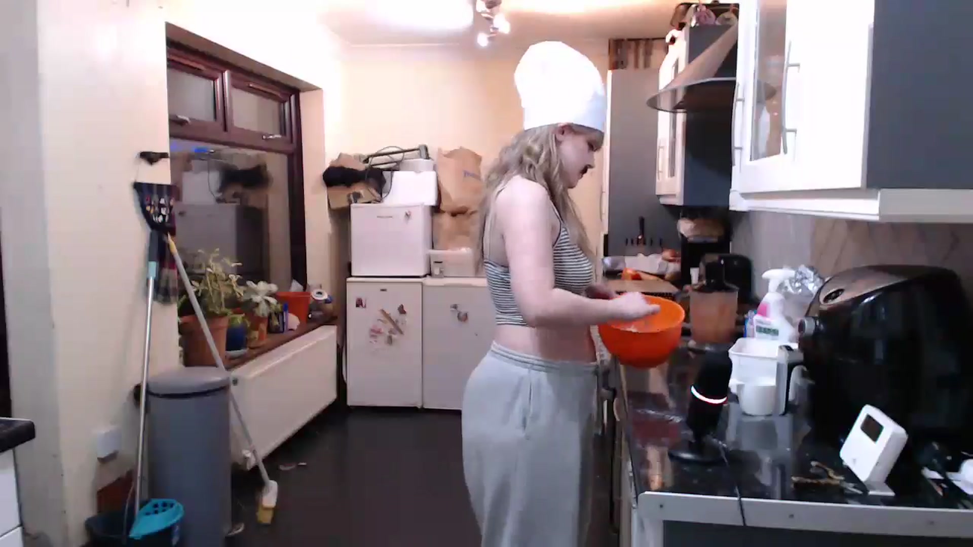 Gallery image thumbnail from KittyCash3w's myfreecams stream on, 01/22/2025, 20:11 image 17 of 20