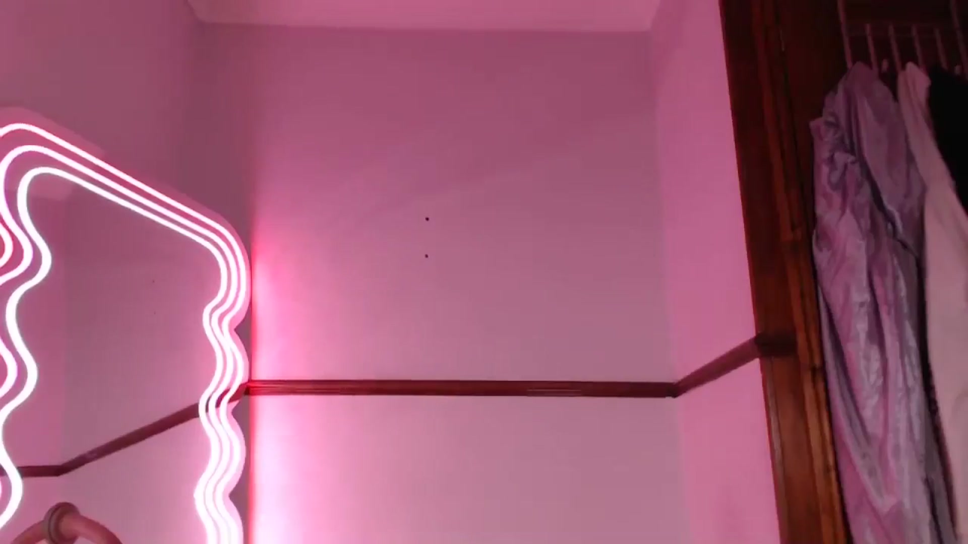 Gallery image thumbnail from KittyCash3w's myfreecams stream on, 01/22/2025, 20:11 image 11 of 20