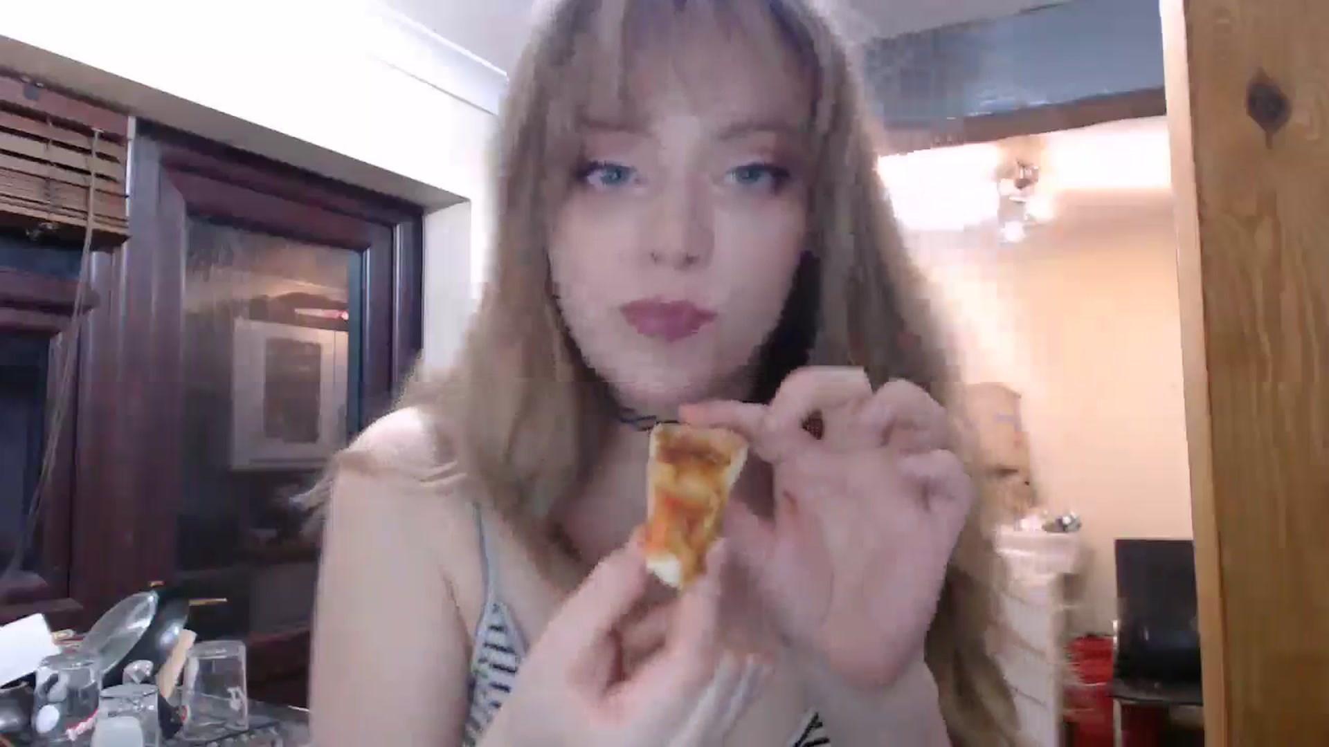 Gallery image thumbnail from KittyCash3w's myfreecams stream on, 01/22/2025, 21:53 image 16 of 20
