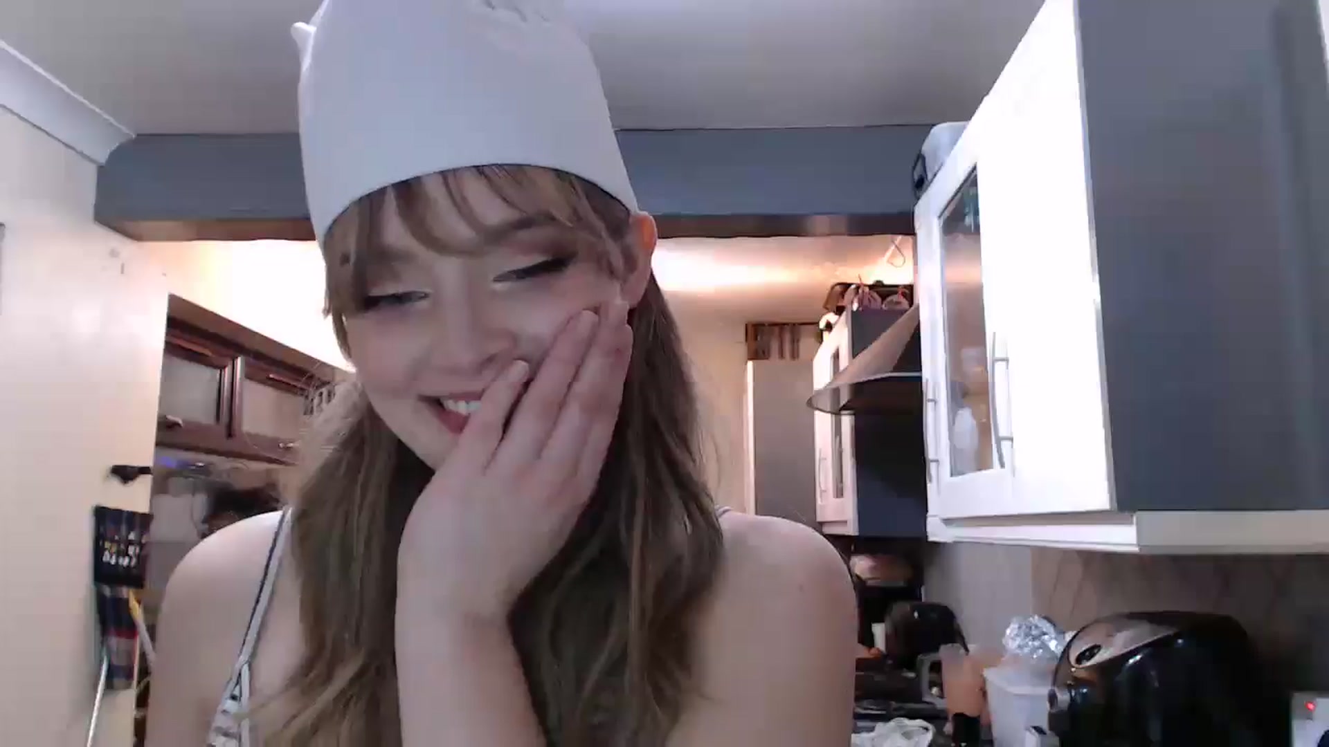 Gallery image thumbnail from KittyCash3w's myfreecams stream on, 01/22/2025, 21:53 image 11 of 20