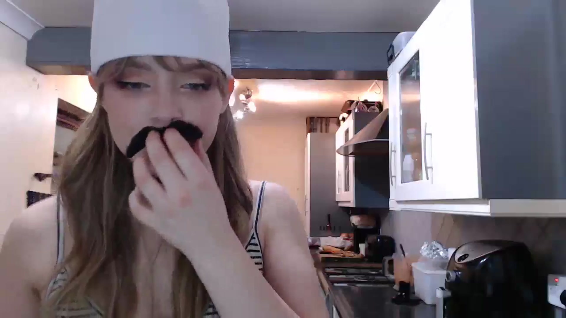 Gallery image thumbnail from KittyCash3w's myfreecams stream on, 01/22/2025, 21:53 image 8 of 20