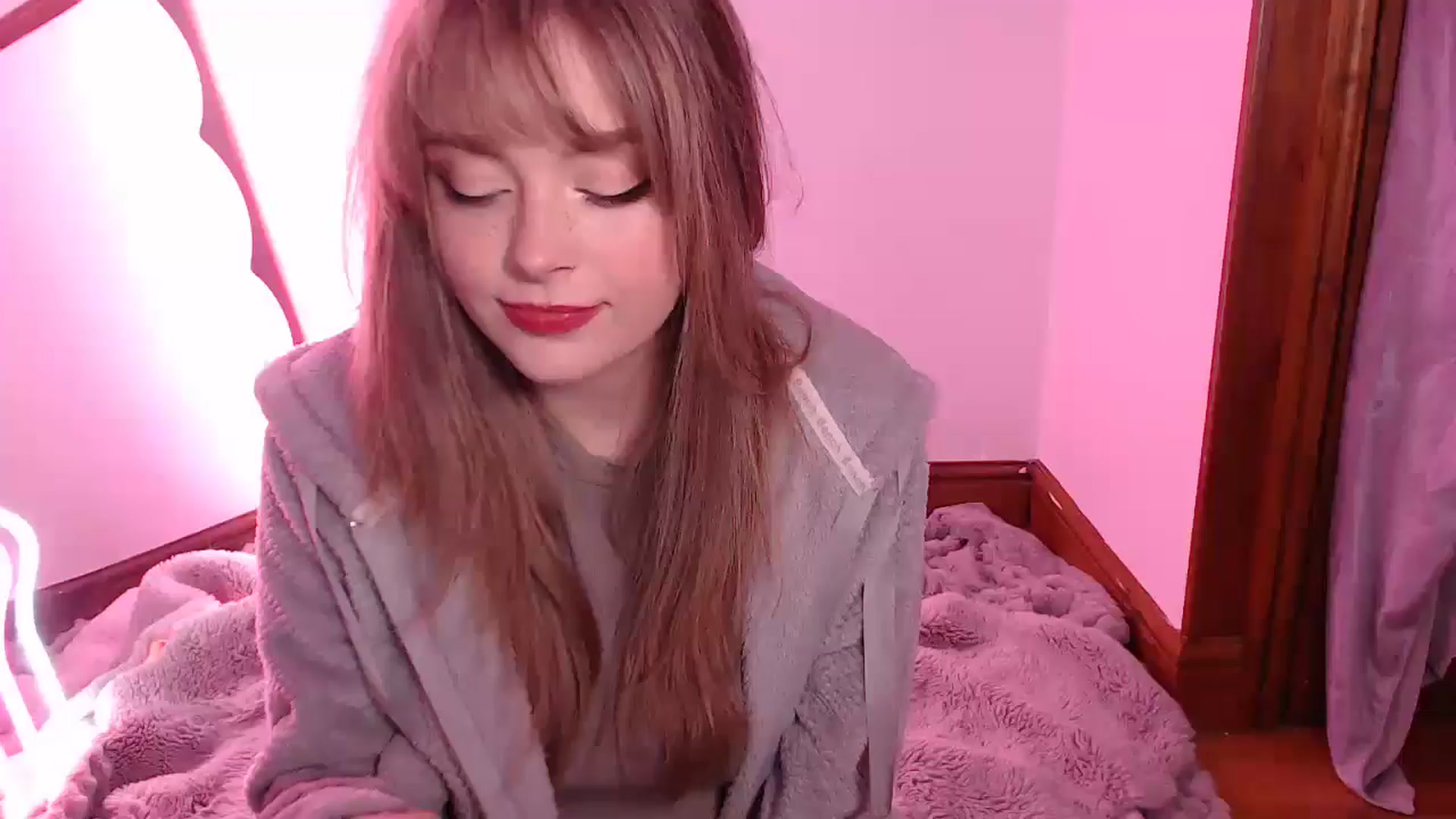 Gallery image thumbnail from KittyCash3w's myfreecams stream on, 01/25/2025, 19:46 image 1 of 20