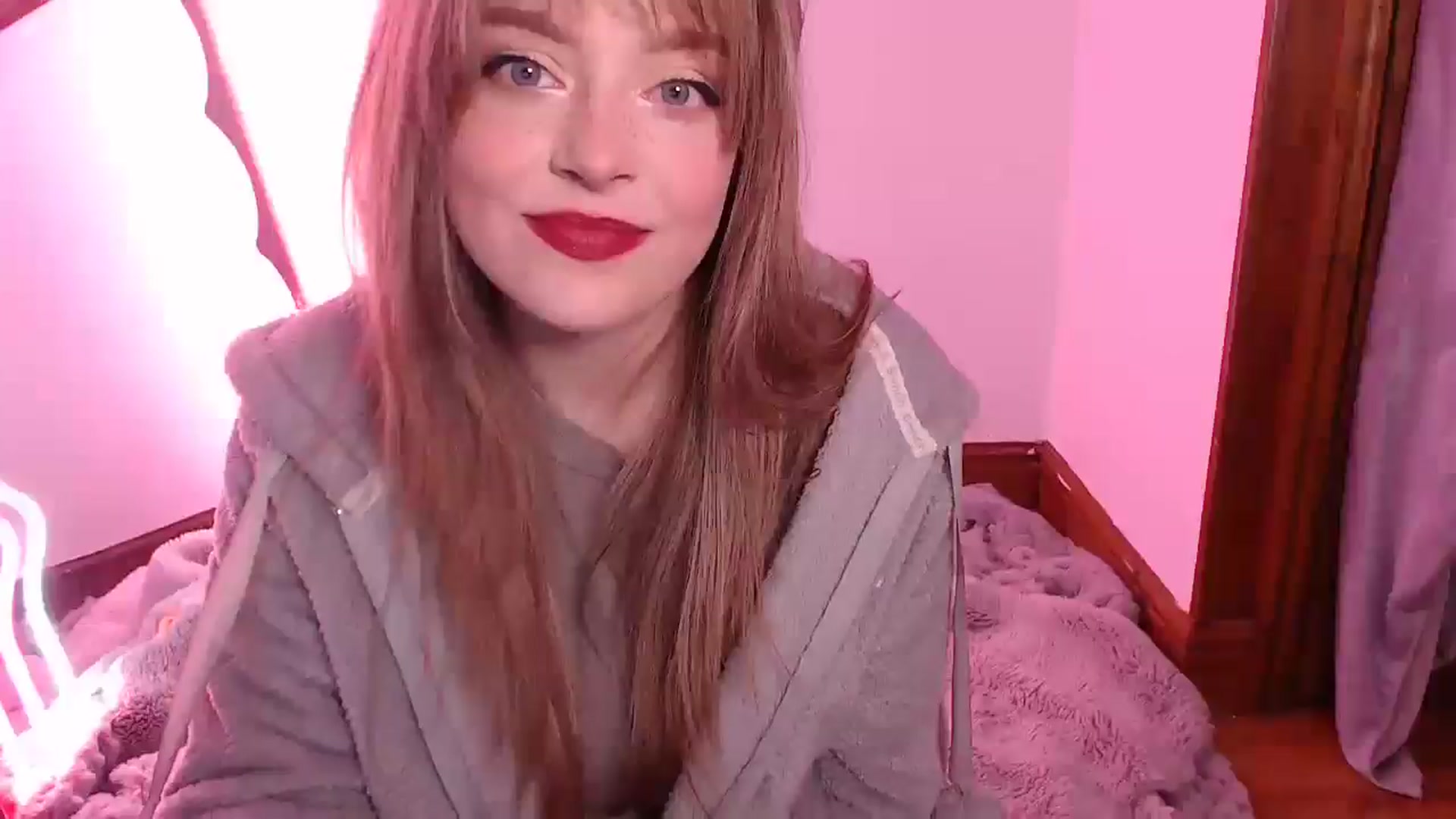 Gallery image thumbnail from KittyCash3w's myfreecams stream on, 01/25/2025, 19:46 image 7 of 20