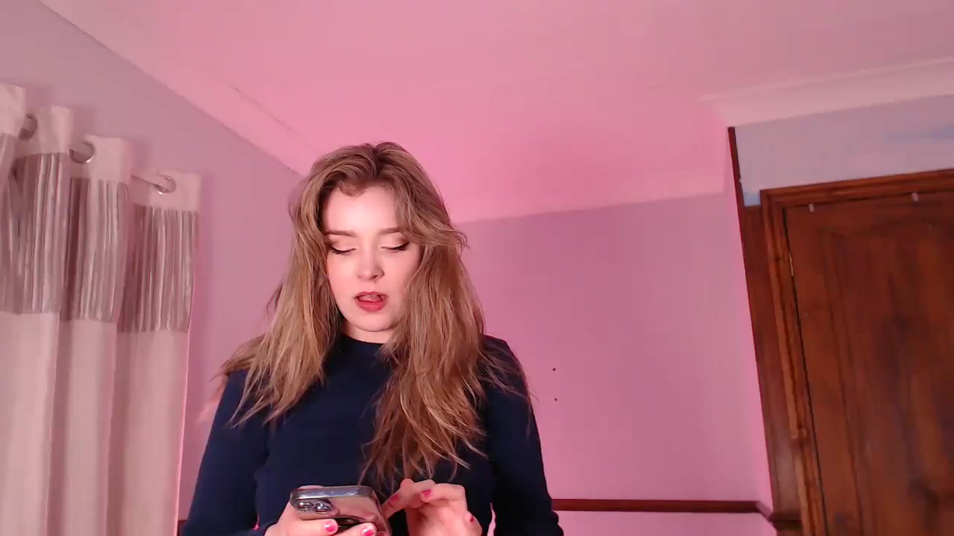 Gallery image thumbnail from KittyCash3w's myfreecams stream on, 02/15/2025, 22:46 image 19 of 20
