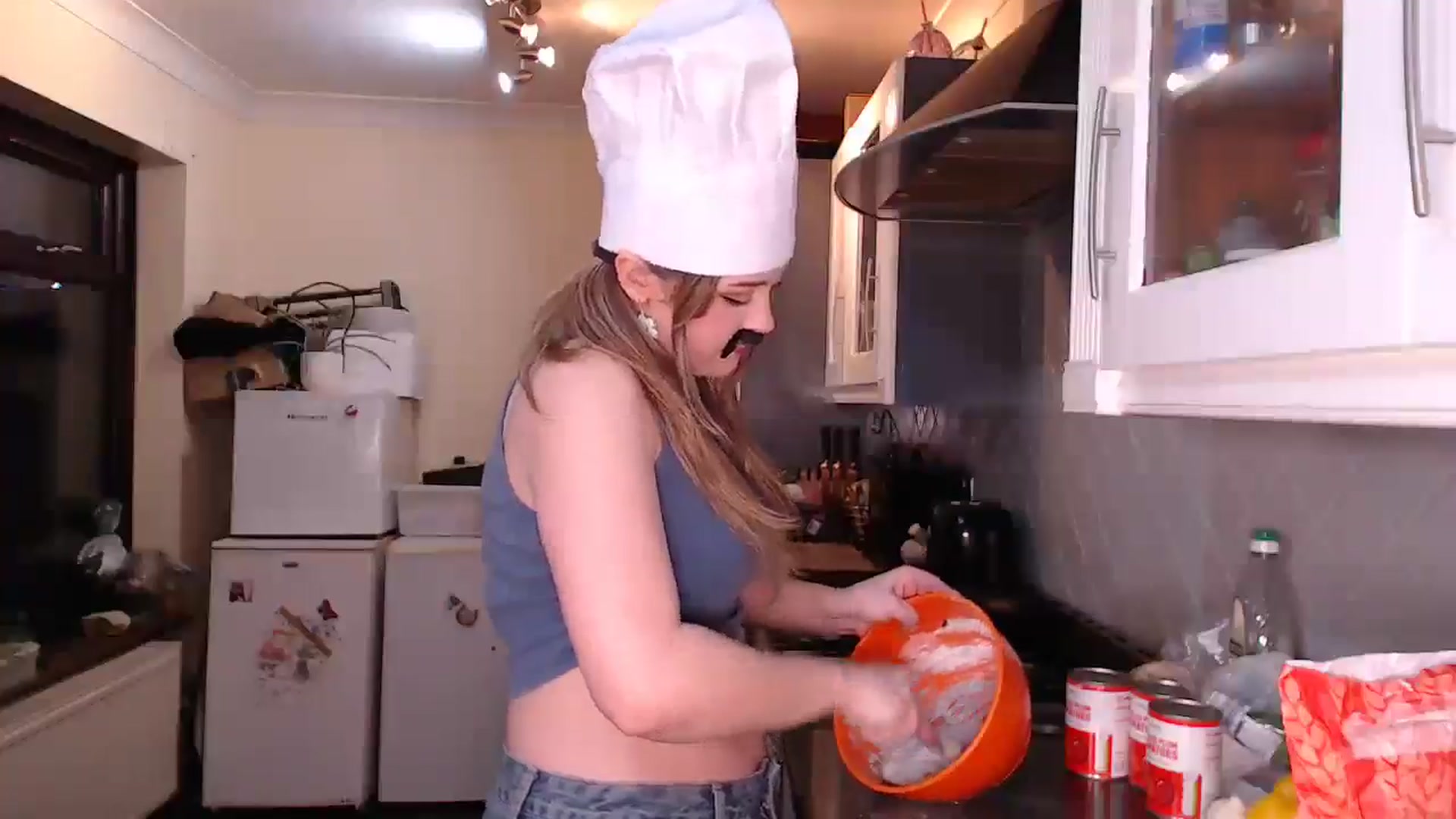 Gallery image thumbnail from KittyCash3w's myfreecams stream on, 02/26/2025, 19:10 image 15 of 20
