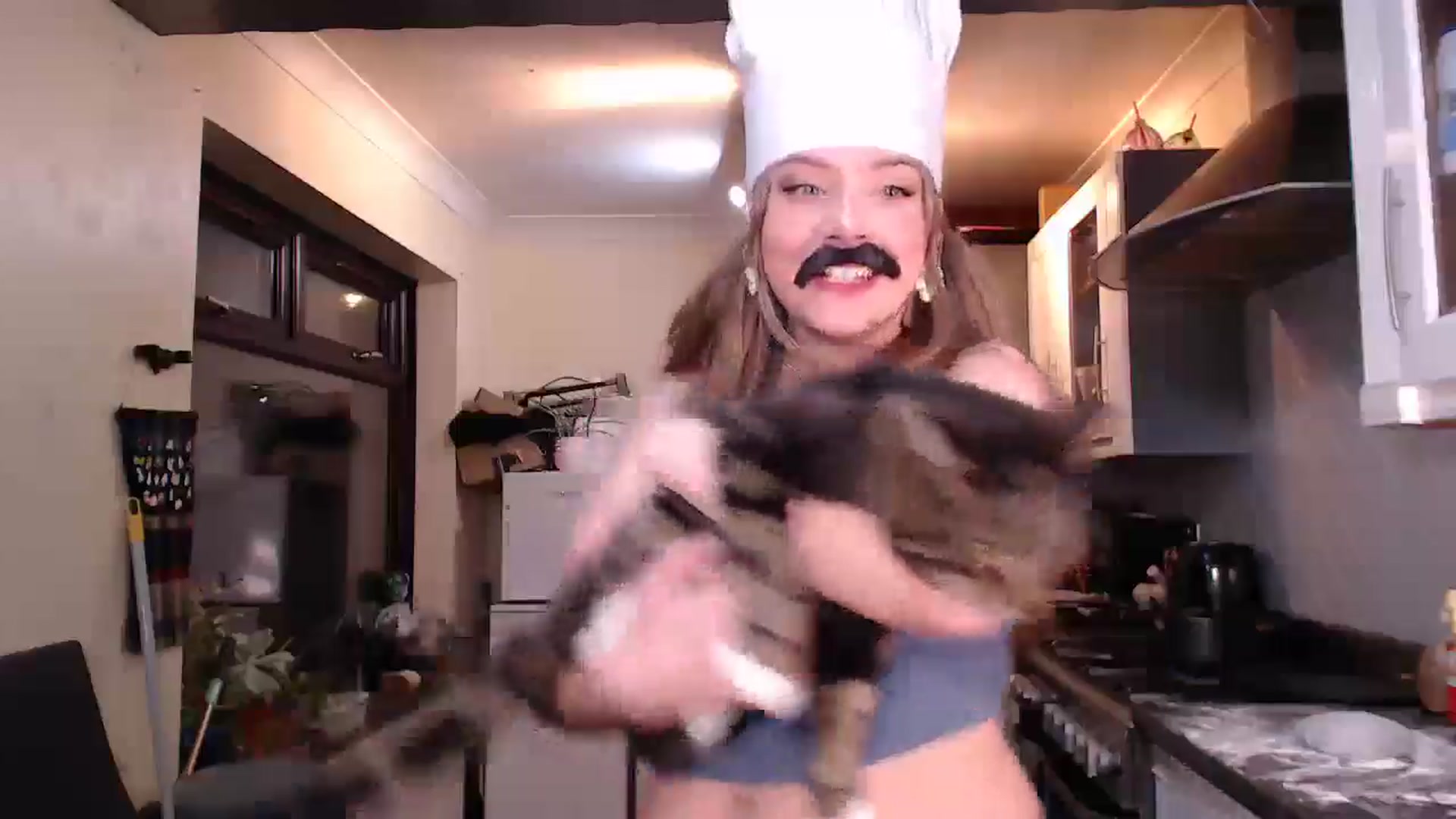 Gallery image thumbnail from KittyCash3w's myfreecams stream on, 02/26/2025, 20:55 image 7 of 20