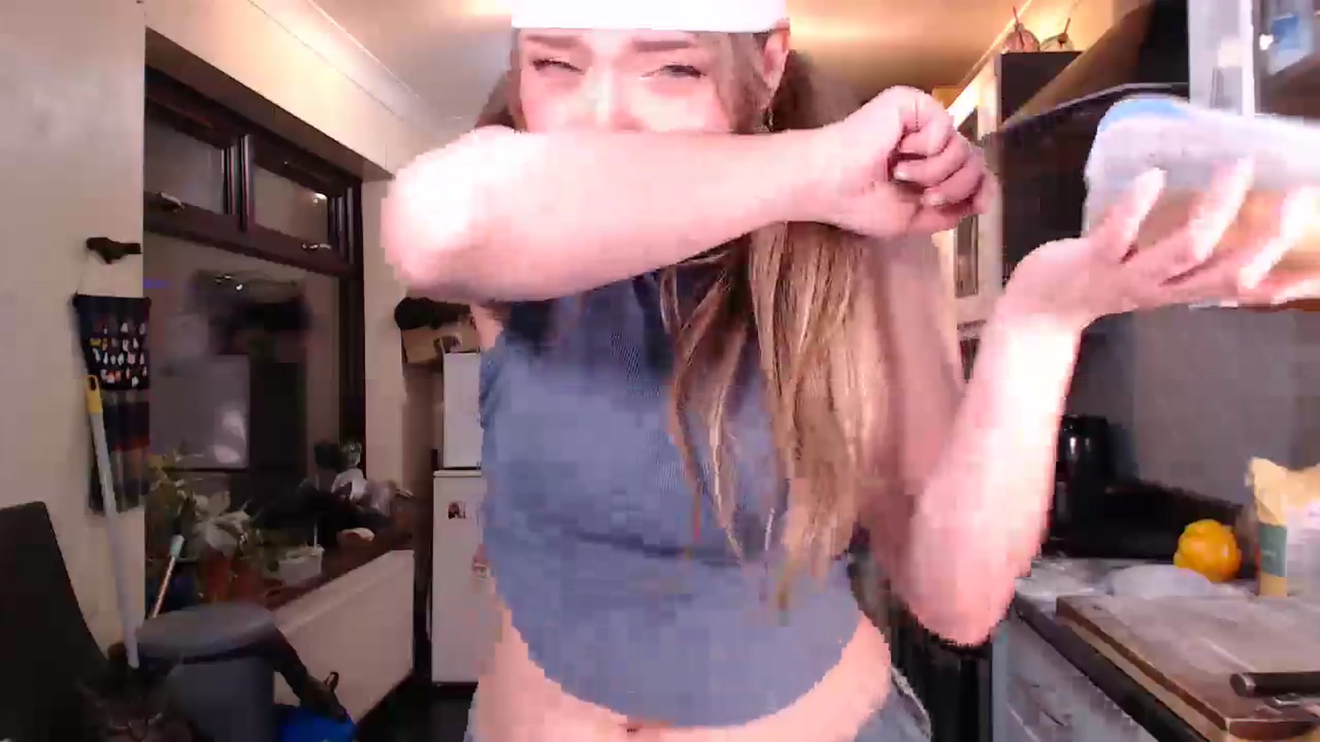 Gallery image thumbnail from KittyCash3w's myfreecams stream on, 02/26/2025, 20:55 image 8 of 20