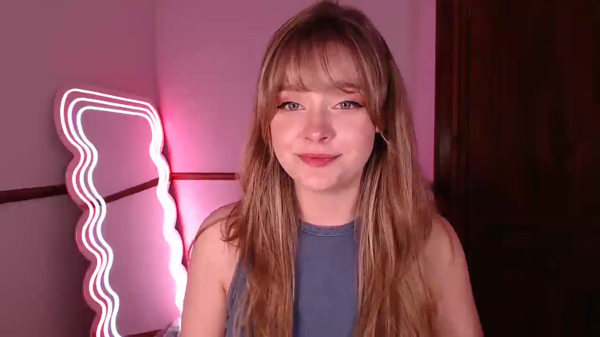 Gallery image thumbnail from KittyCash3w's myfreecams stream on, 03/05/2025, 18:31 image 17 of 20