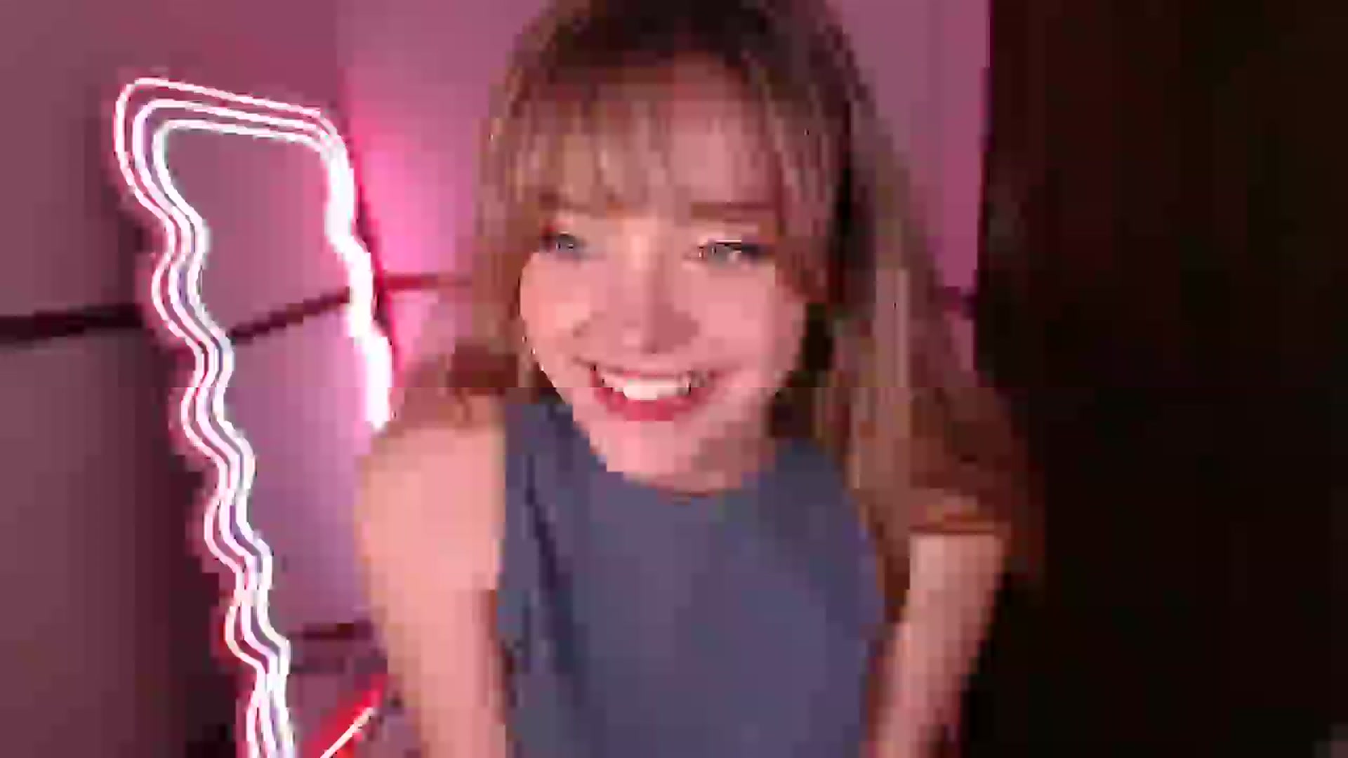 Gallery image thumbnail from KittyCash3w's myfreecams stream on, 03/05/2025, 18:31 image 13 of 20
