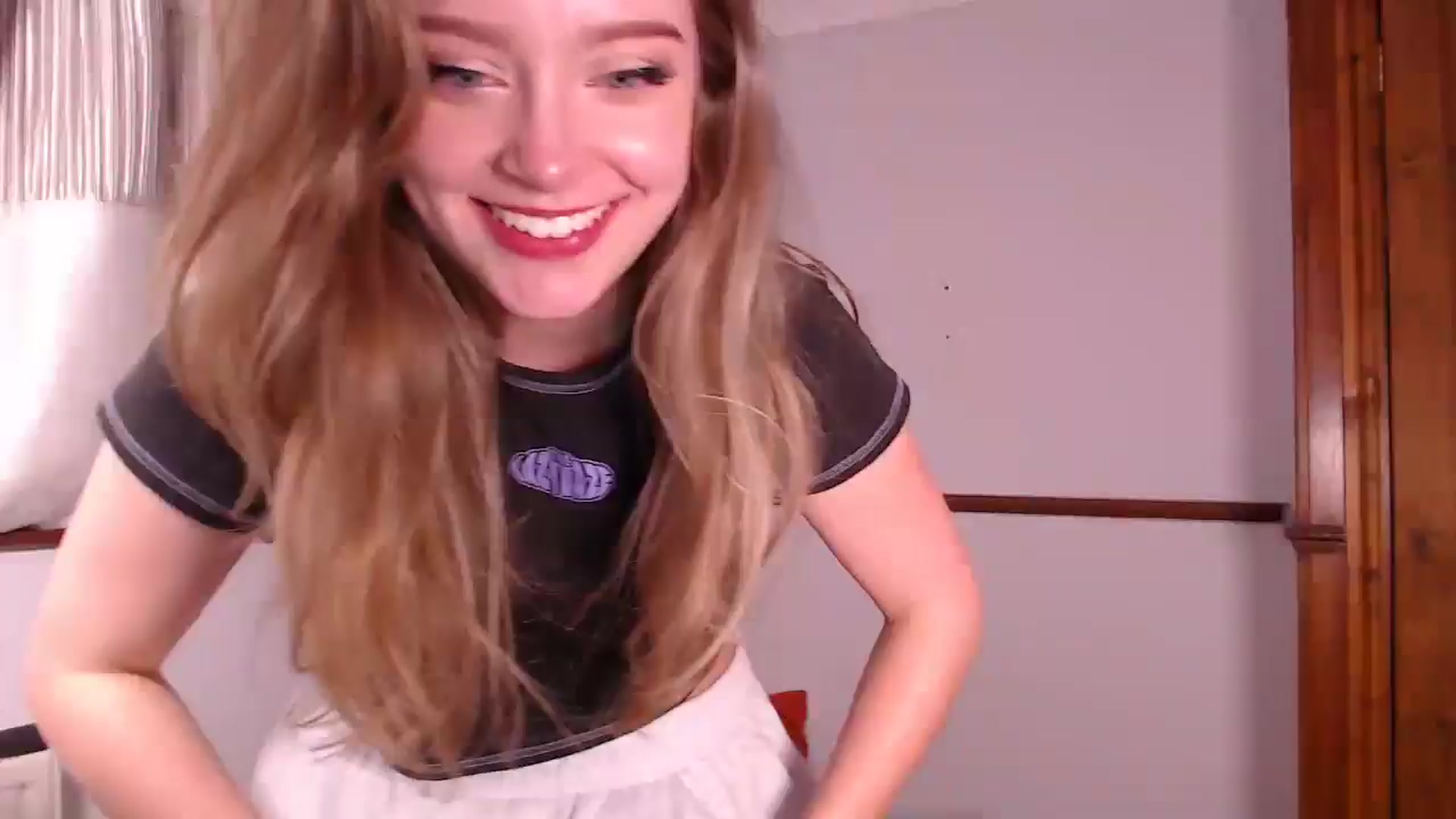 Gallery image thumbnail from KittyCash3w's myfreecams stream on, 03/28/2025, 21:57 image 11 of 20