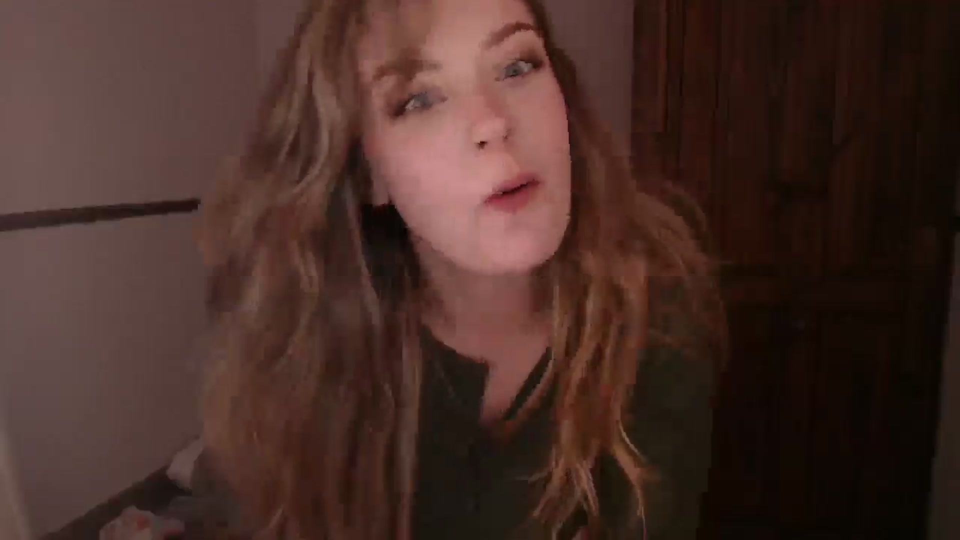 Gallery image thumbnail from KittyCash3w's myfreecams stream on, 04/17/2025, 19:10 image 12 of 20