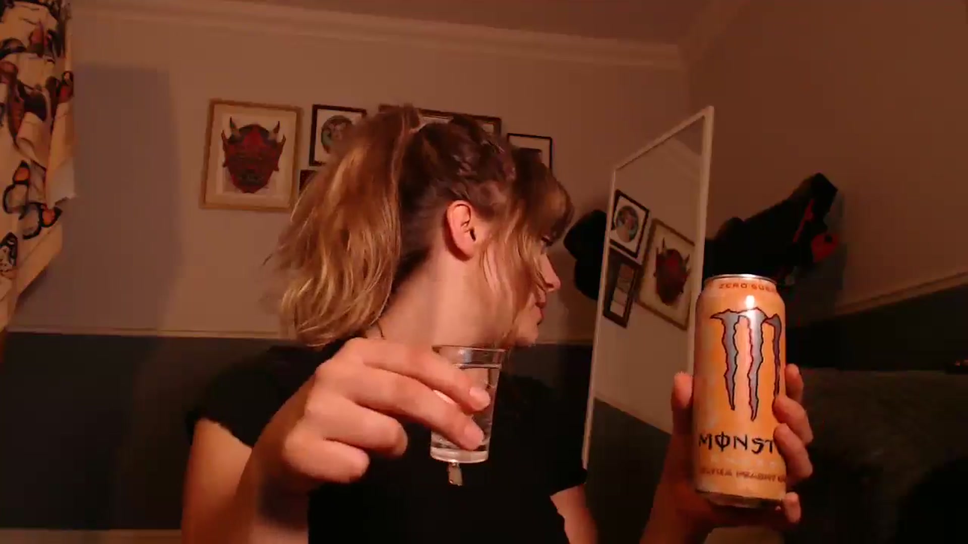 Gallery image thumbnail from KittyCash3w's myfreecams stream on, 05/21/2025, 20:15 image 19 of 20