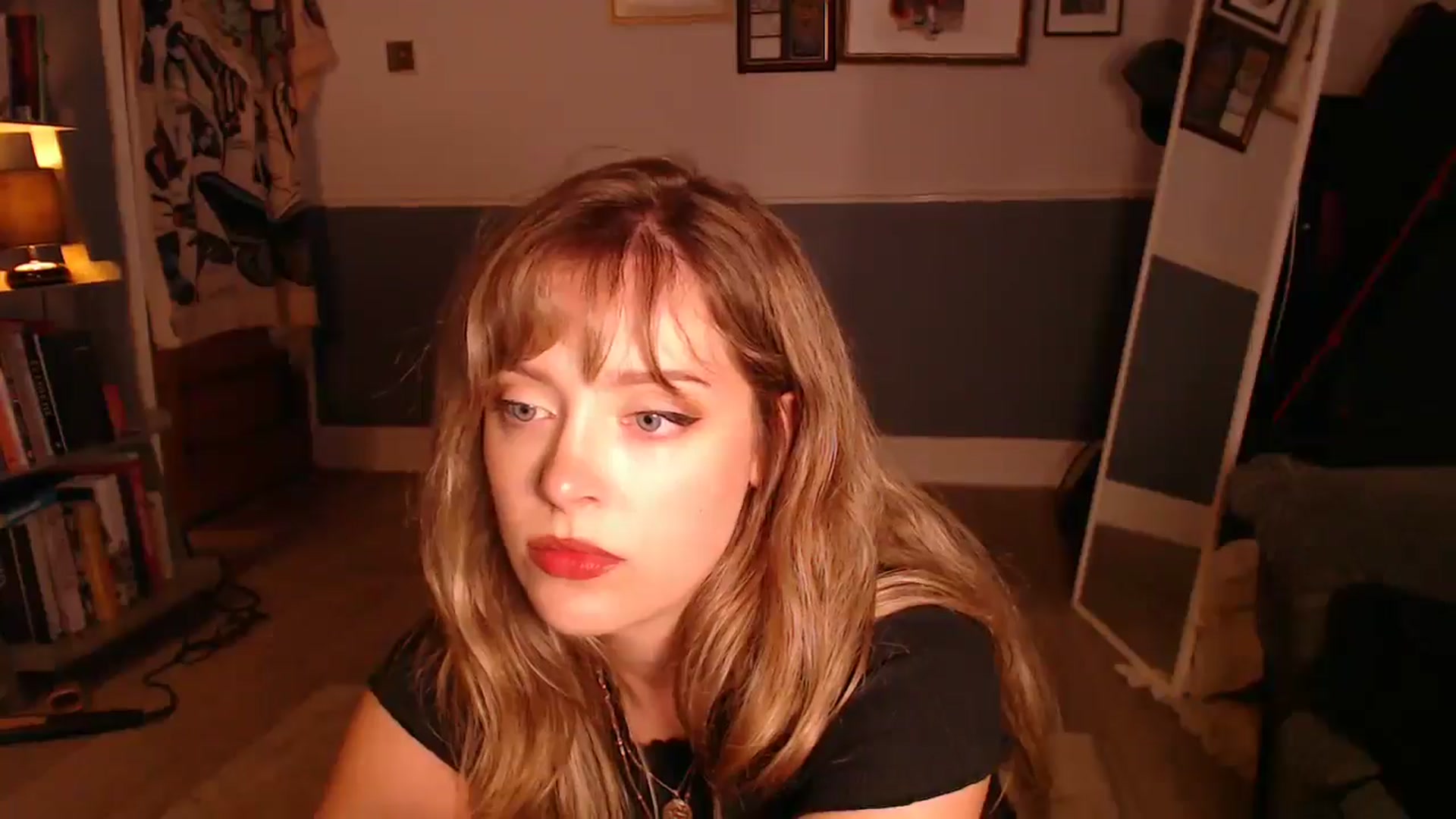 Gallery image thumbnail from KittyCash3w's myfreecams stream on, 05/21/2025, 20:15 image 10 of 20