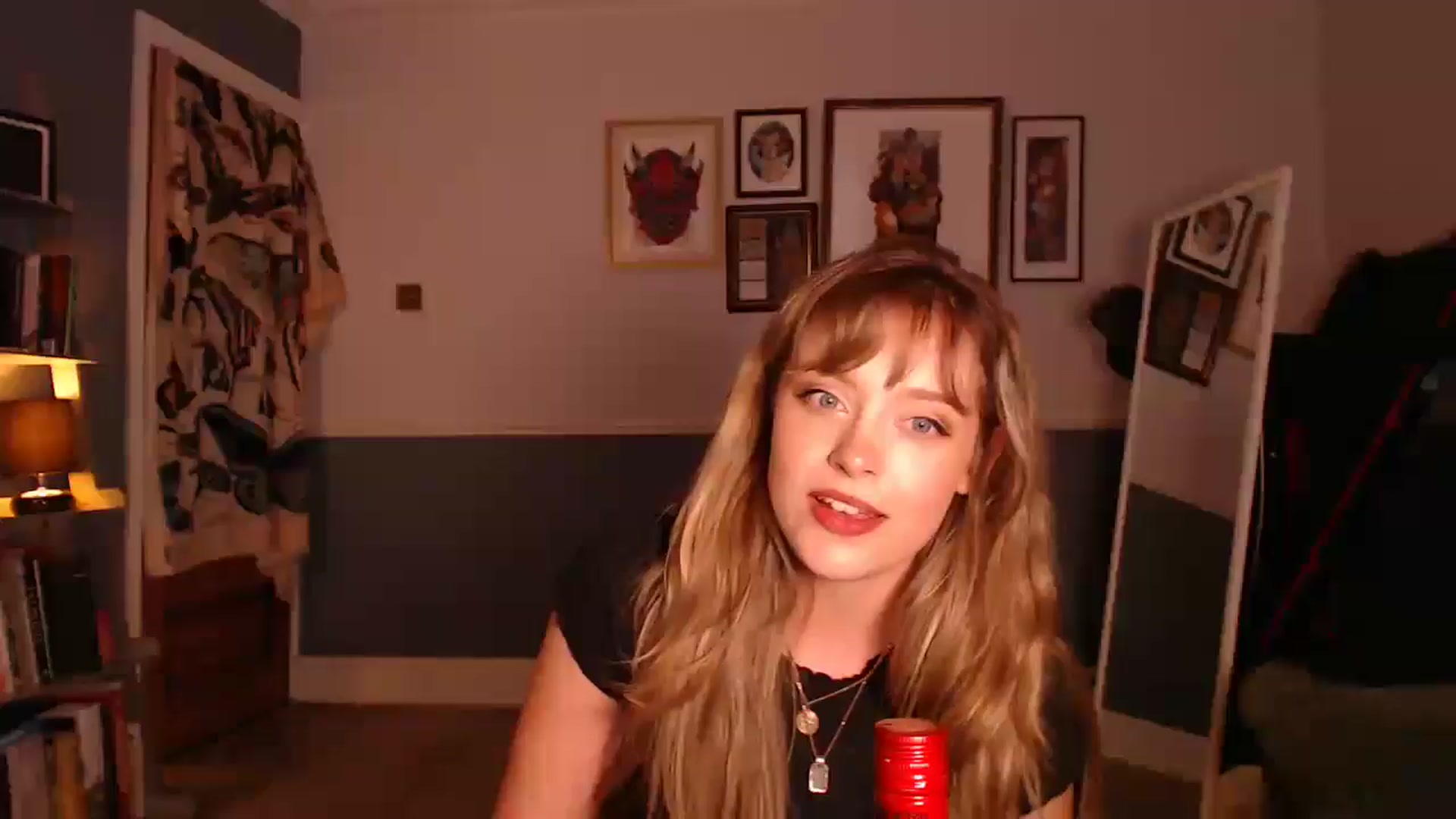 Gallery image thumbnail from KittyCash3w's myfreecams stream on, 05/21/2025, 20:15 image 5 of 20