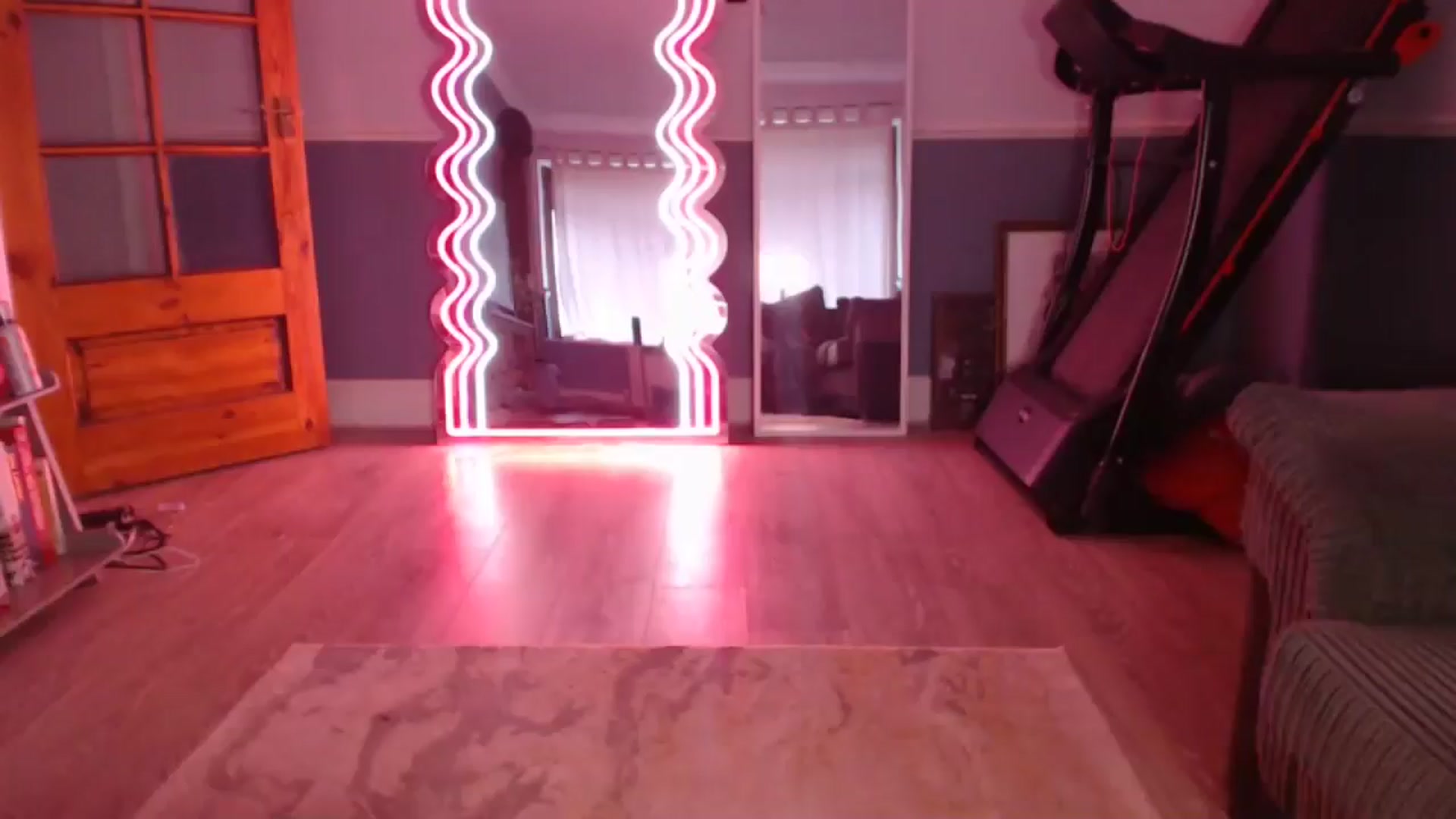 Gallery image thumbnail from KittyCash3w's myfreecams stream on, 08/13/2025, 19:06 image 5 of 20