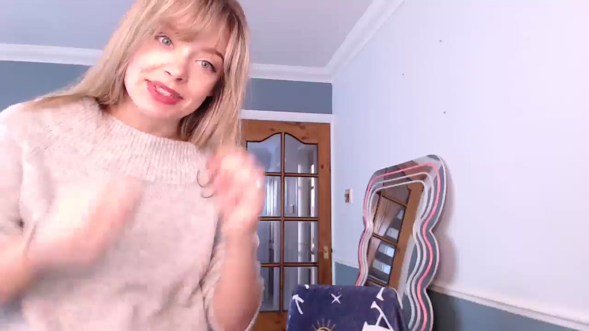 Gallery image thumbnail from KittyCash3w's myfreecams stream on, 10/24/2025, 09:21 image 20 of 20
