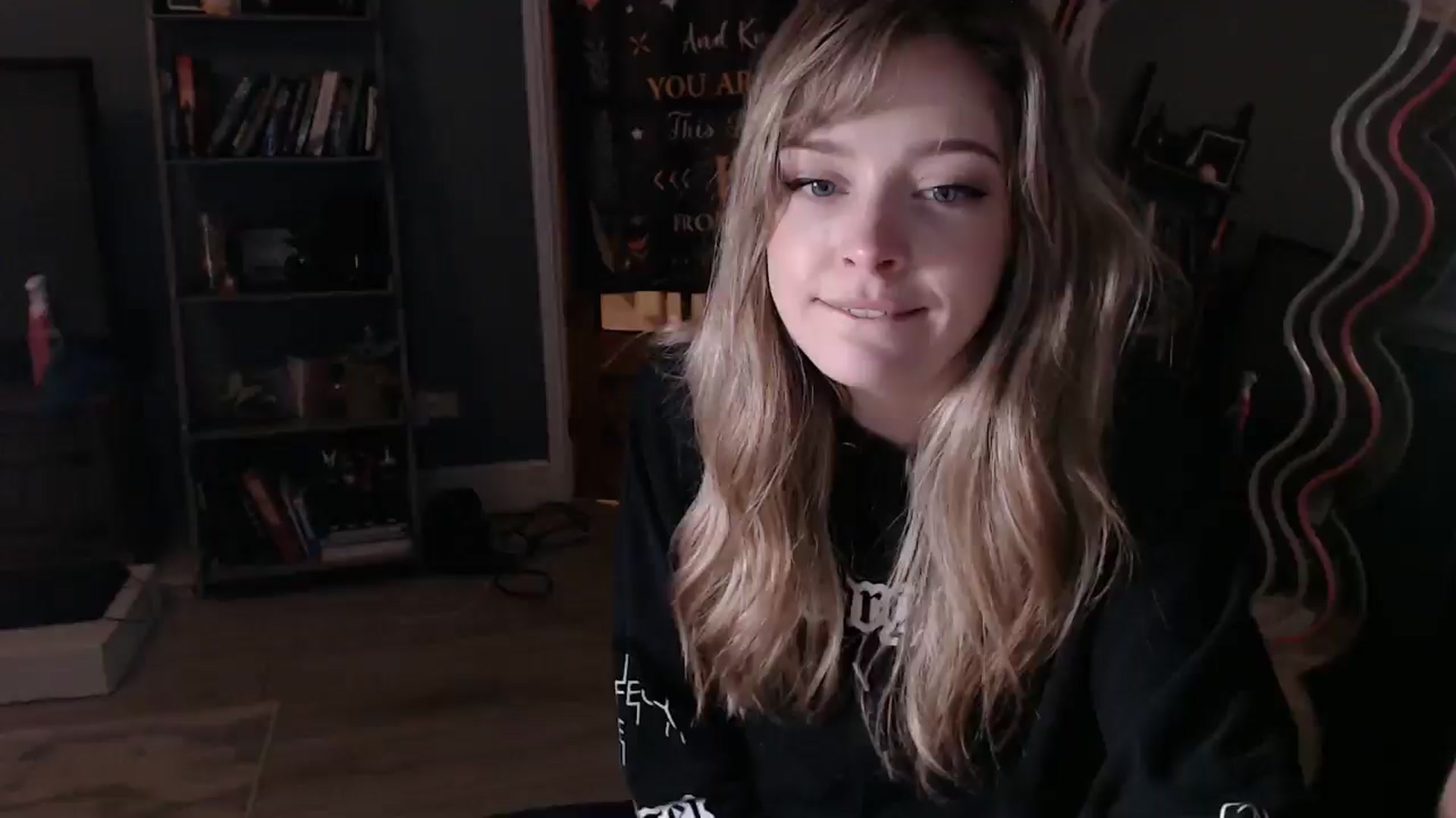 Gallery image thumbnail from KittyCash3w's myfreecams stream on, 11/03/2025, 18:59 image 2 of 20