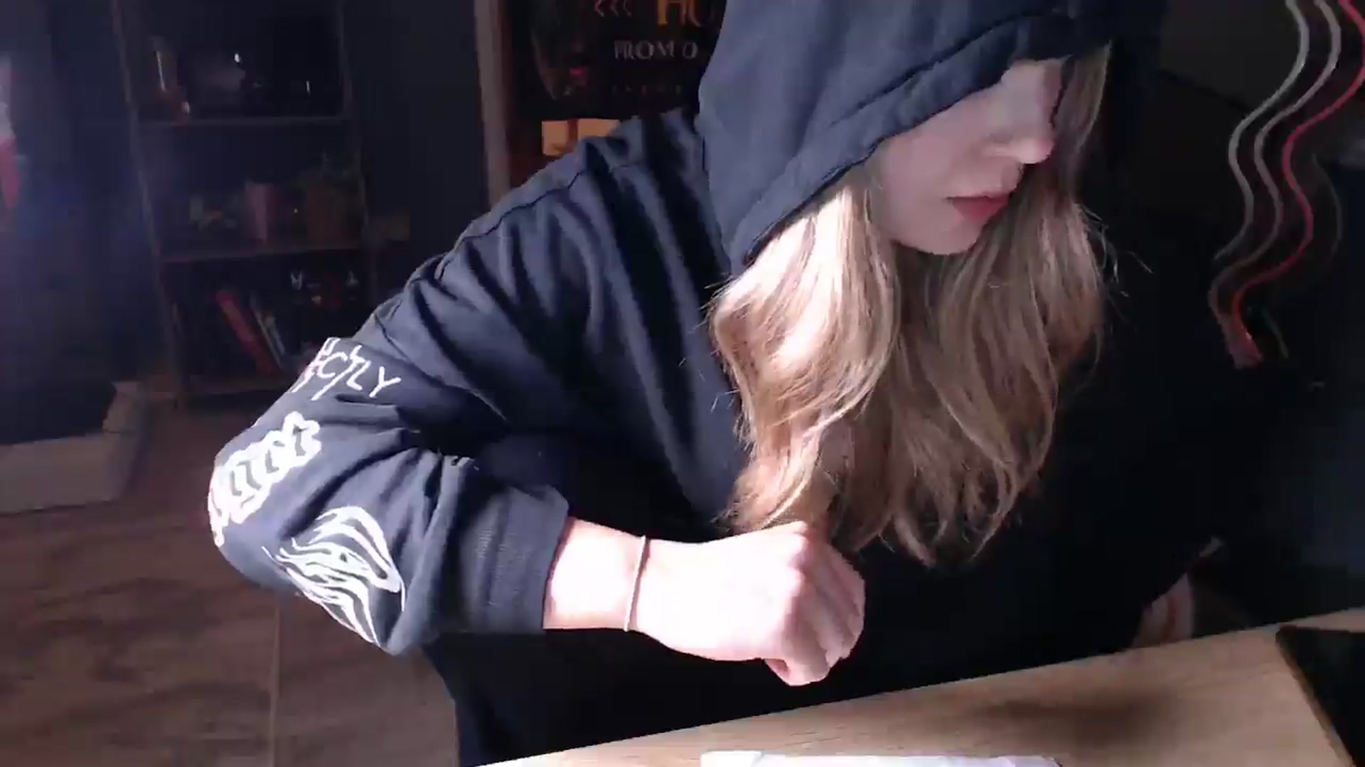 Gallery image thumbnail from KittyCash3w's myfreecams stream on, 11/03/2025, 18:59 image 13 of 20