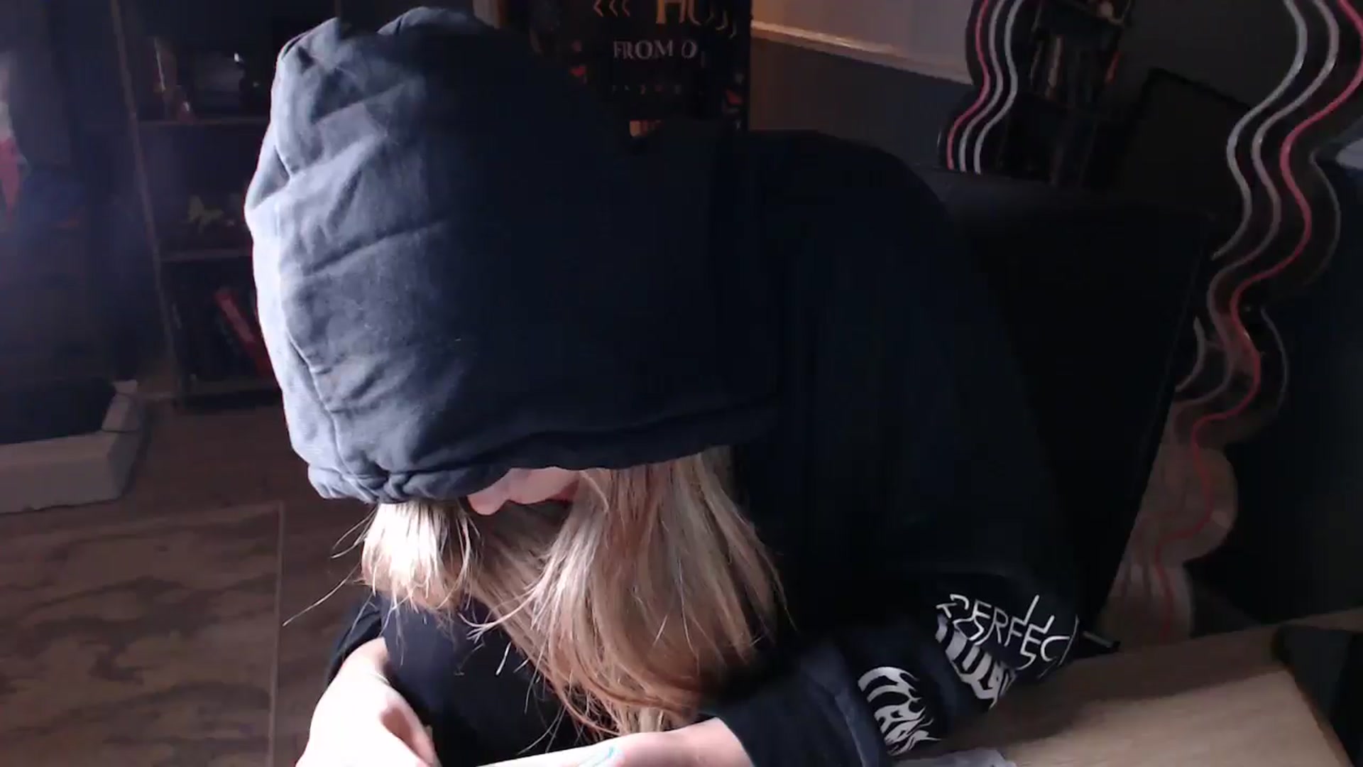 Gallery image thumbnail from KittyCash3w's myfreecams stream on, 11/03/2025, 18:59 image 12 of 20