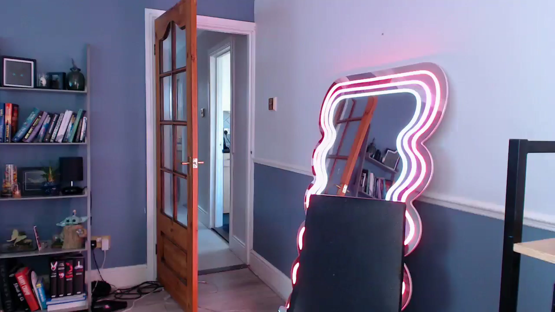 Gallery image thumbnail from KittyCash3w's myfreecams stream on, 11/12/2025, 11:56 image 1 of 20