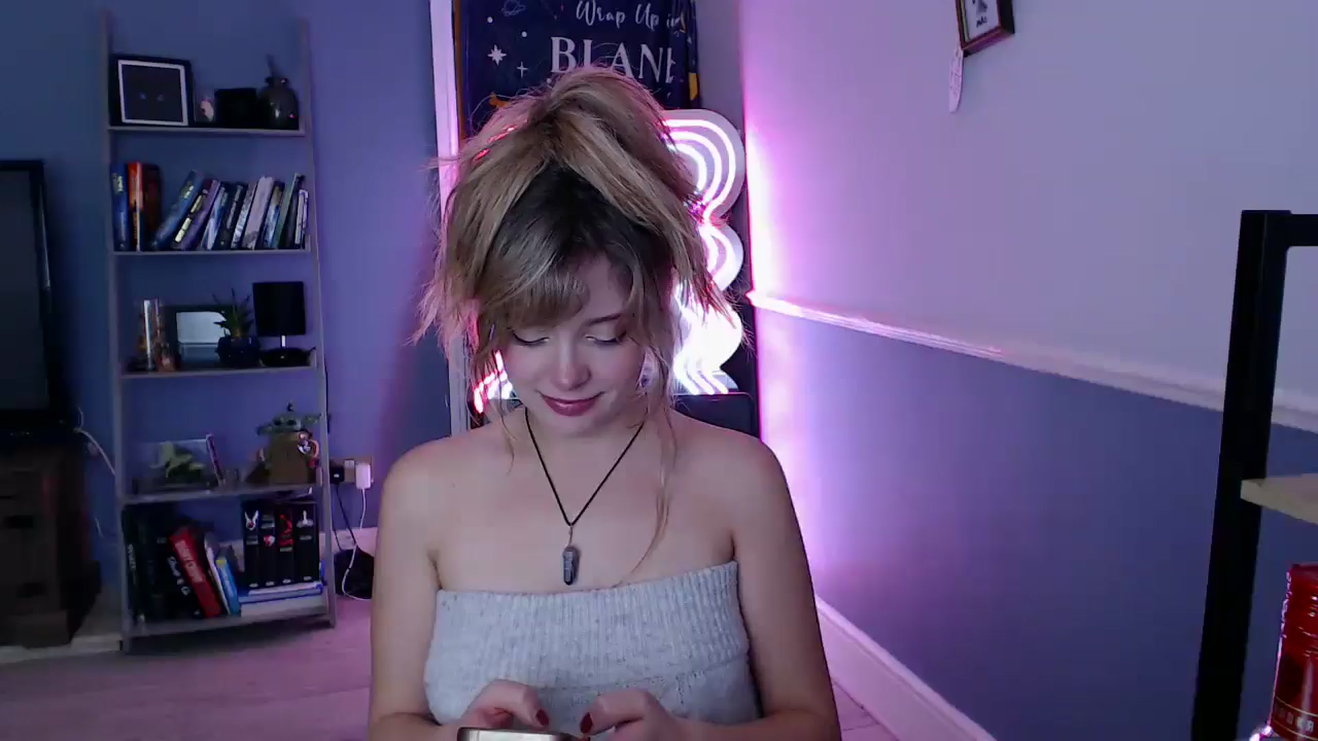 Gallery image thumbnail from KittyCash3w's myfreecams stream on, 11/12/2025, 22:26 image 5 of 20