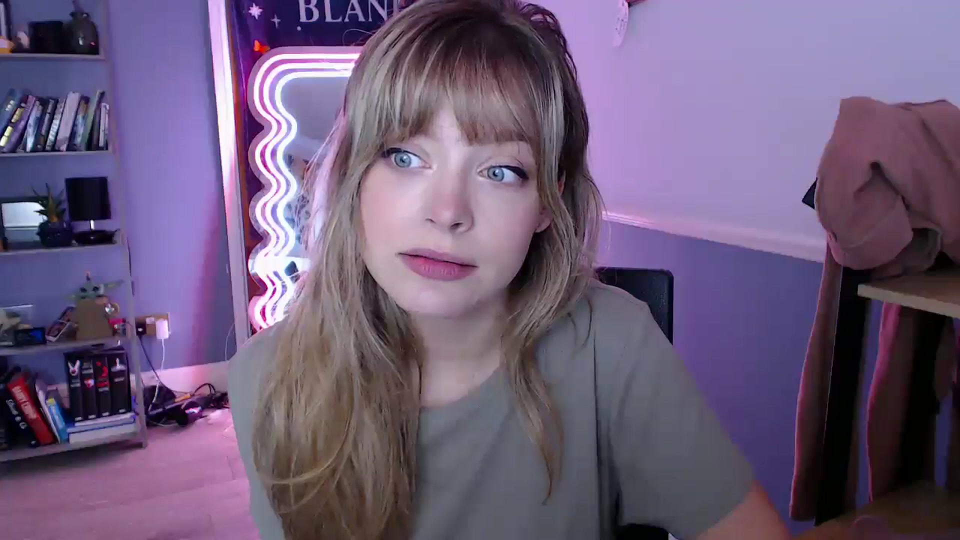 Gallery image thumbnail from KittyCash3w's myfreecams stream on, 11/16/2025, 15:13 image 20 of 20