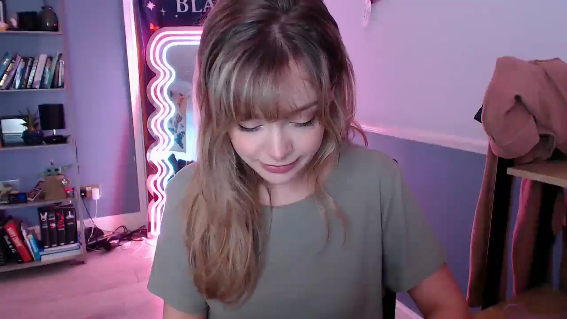 Gallery image thumbnail from KittyCash3w's myfreecams stream on, 11/16/2025, 15:13 image 19 of 20