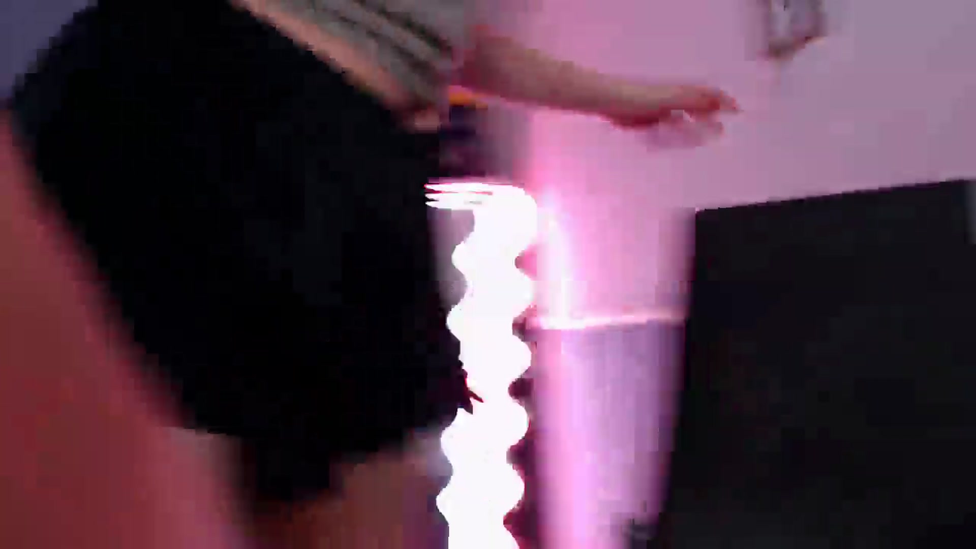 Gallery image thumbnail from KittyCash3w's myfreecams stream on, 11/16/2025, 15:13 image 9 of 20