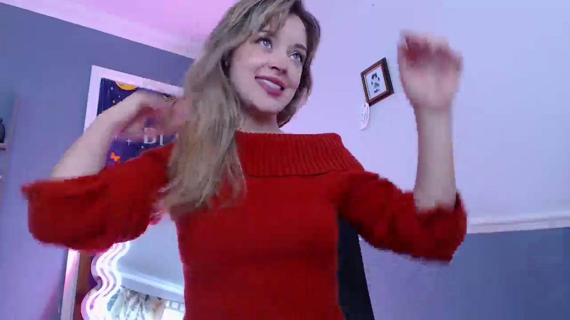 Gallery image thumbnail from KittyCash3w's myfreecams stream on, 11/17/2025, 11:01 image 7 of 20