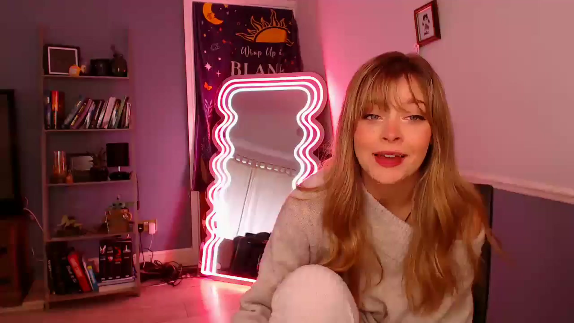 Gallery image thumbnail from KittyCash3w's myfreecams stream on, 11/19/2025, 11:26 image 12 of 20