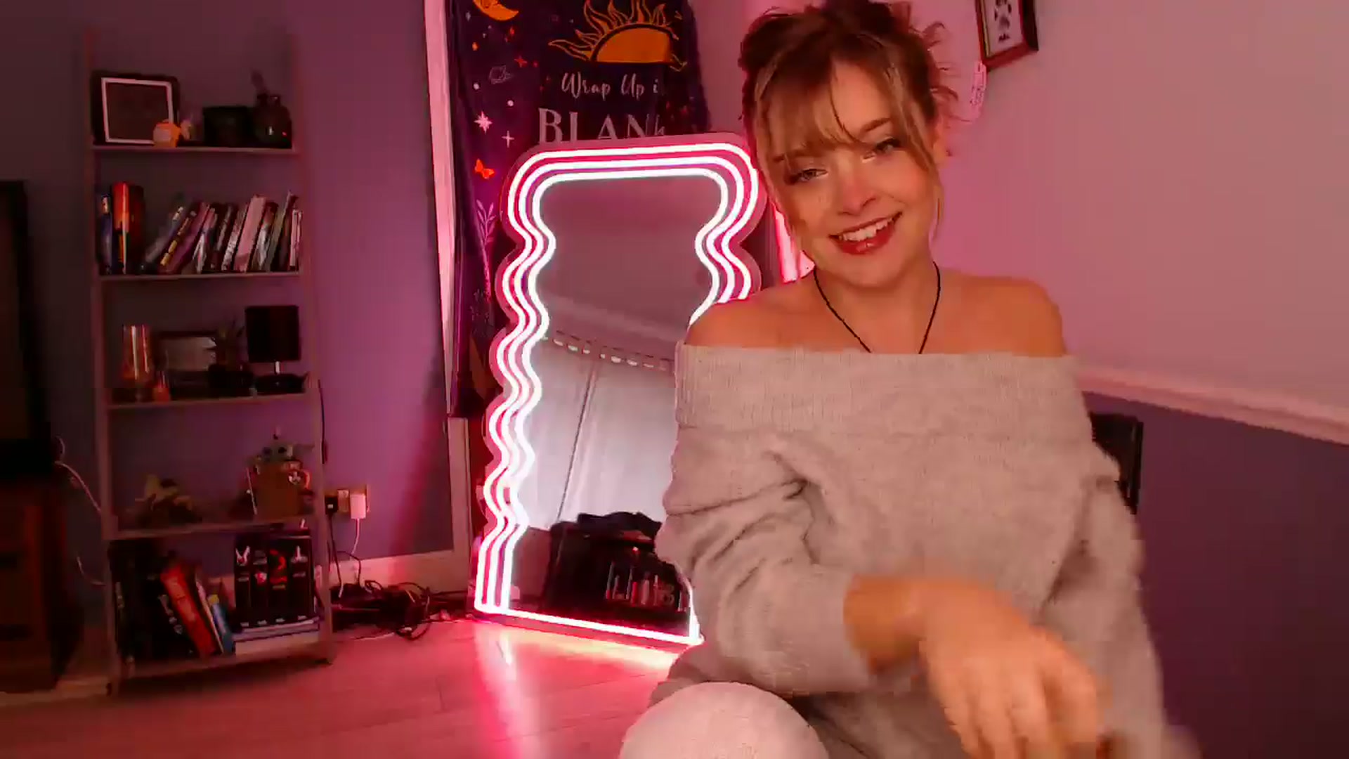 Gallery image thumbnail from KittyCash3w's myfreecams stream on, 11/19/2025, 11:26 image 16 of 20