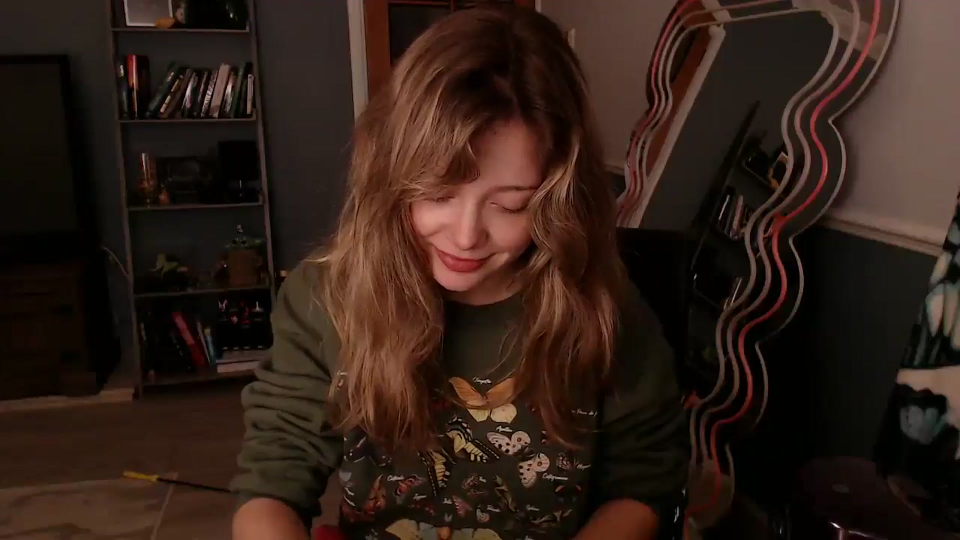 Gallery image thumbnail from KittyCash3w's myfreecams stream on, 12/06/2025, 19:03 image 3 of 20