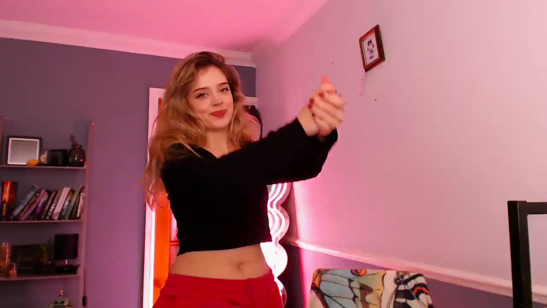 Gallery image thumbnail from KittyCash3w's myfreecams stream on, 12/07/2025, 12:48 image 5 of 20