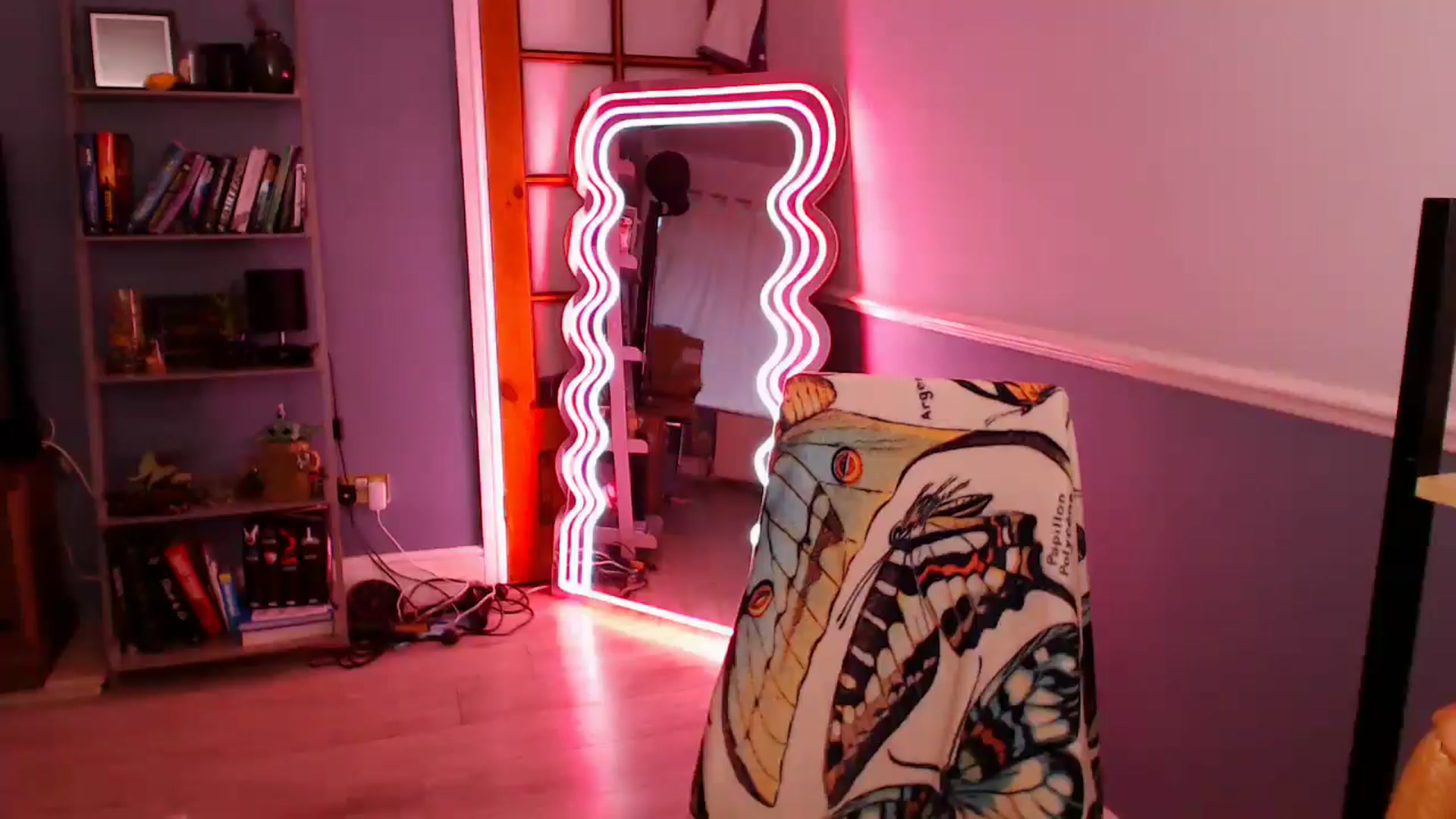 Gallery image thumbnail from KittyCash3w's myfreecams stream on, 12/07/2025, 14:43 image 19 of 20