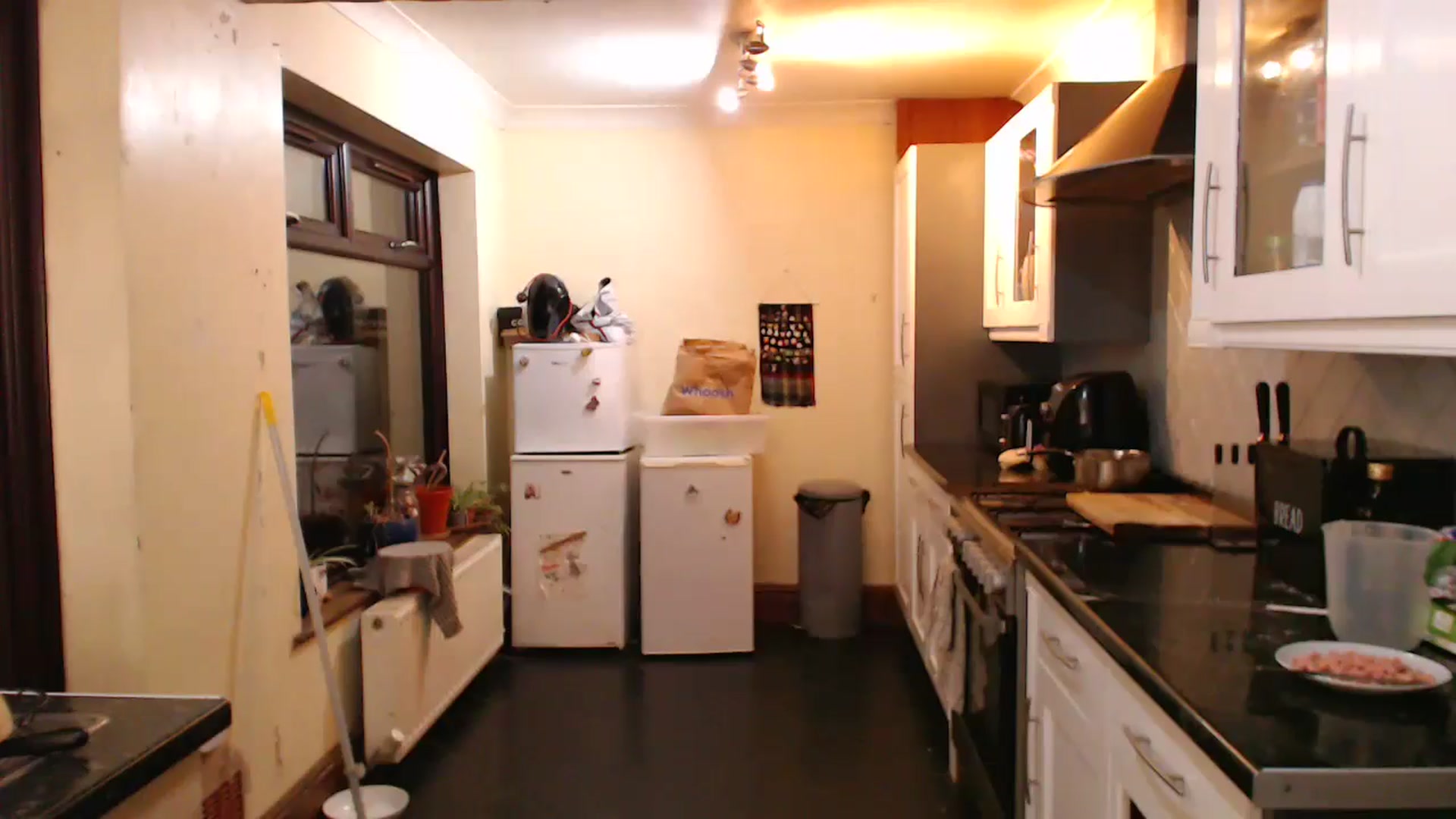 Gallery image thumbnail from KittyCash3w's myfreecams stream on, 12/17/2025, 21:16 image 9 of 20