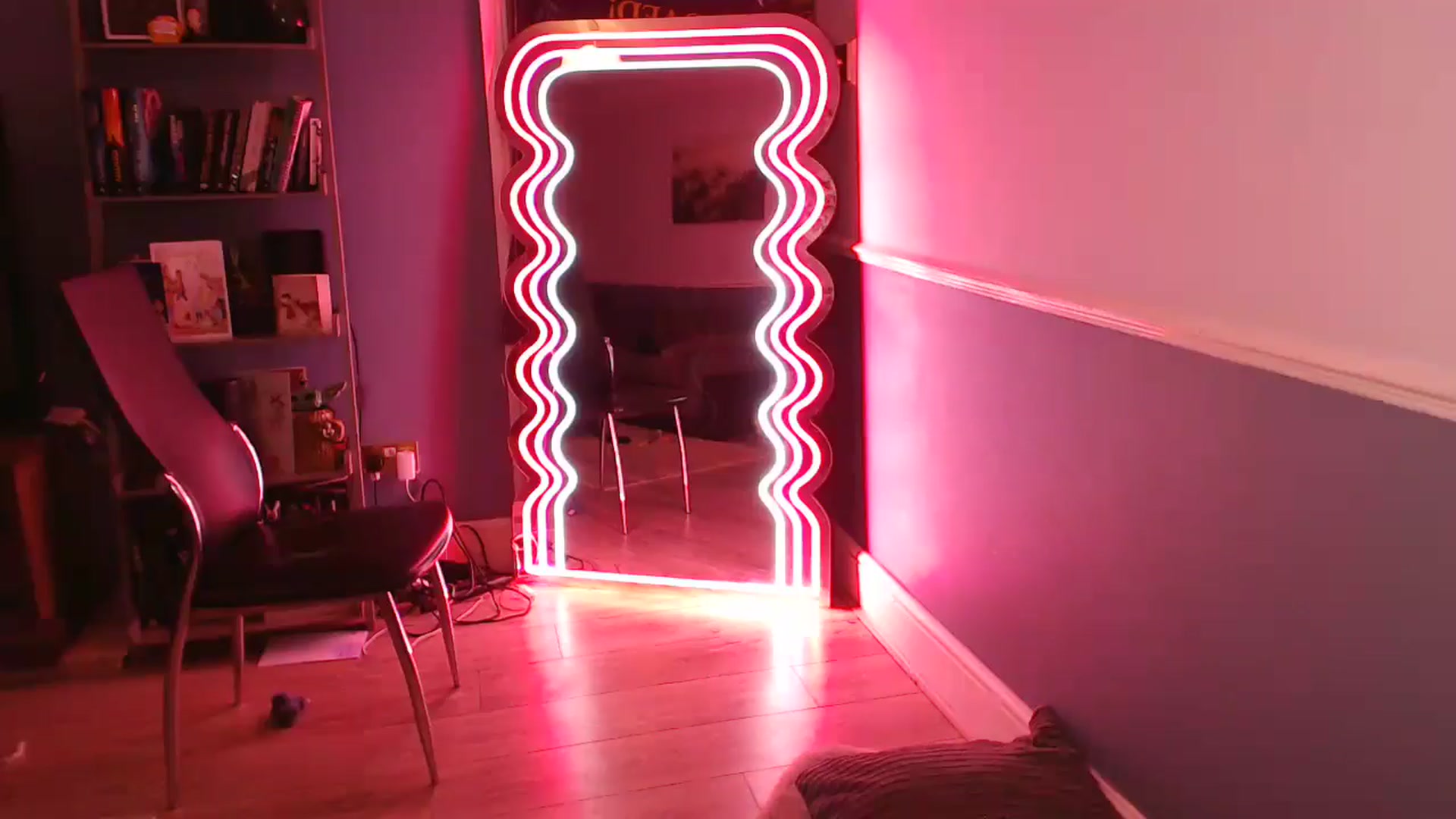 Gallery image thumbnail from KittyCash3w's myfreecams stream on, 12/22/2025, 17:14 image 9 of 20