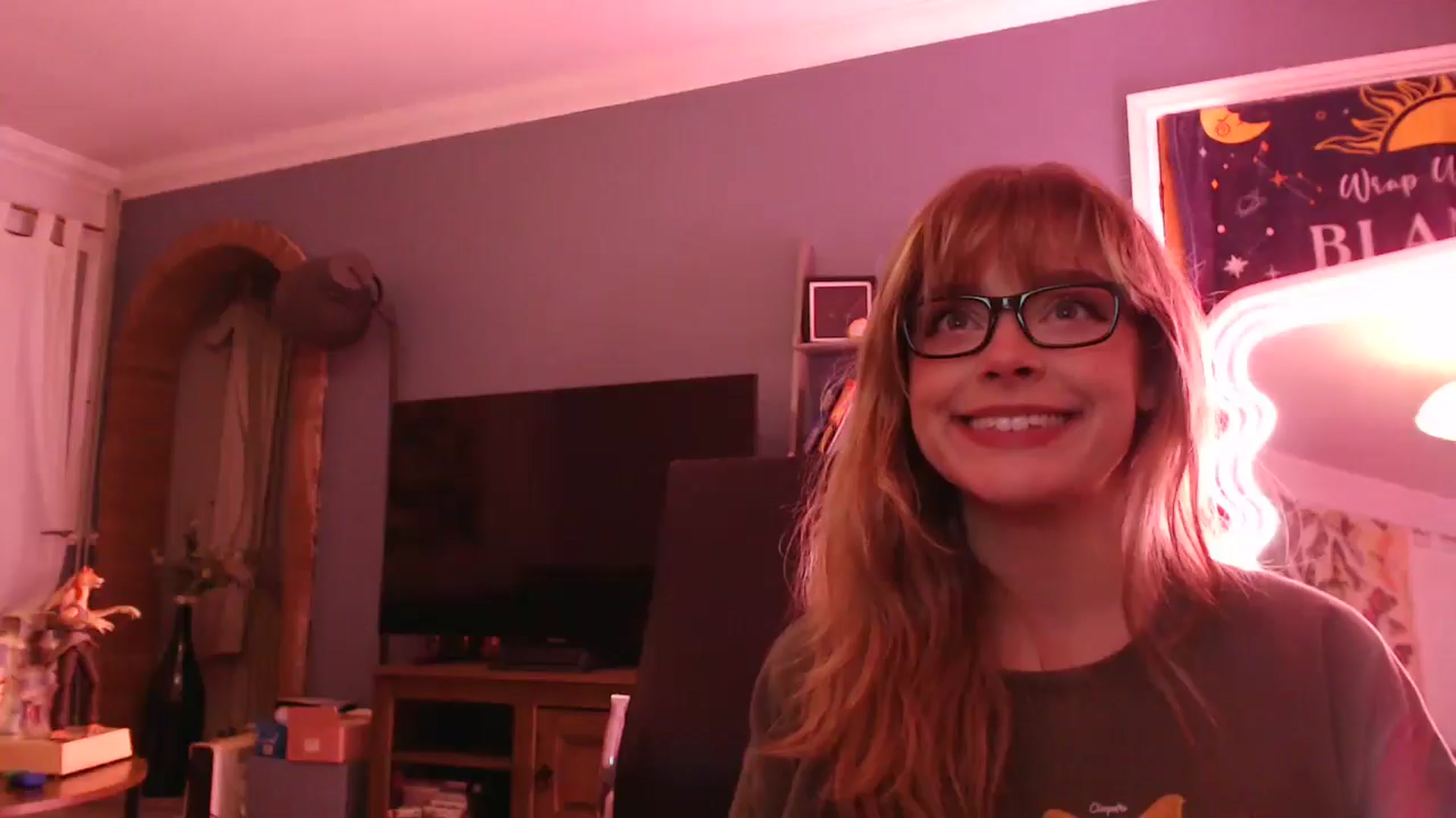 Gallery image thumbnail from KittyCash3w's myfreecams stream on, 01/14/2026, 20:09 image 7 of 20