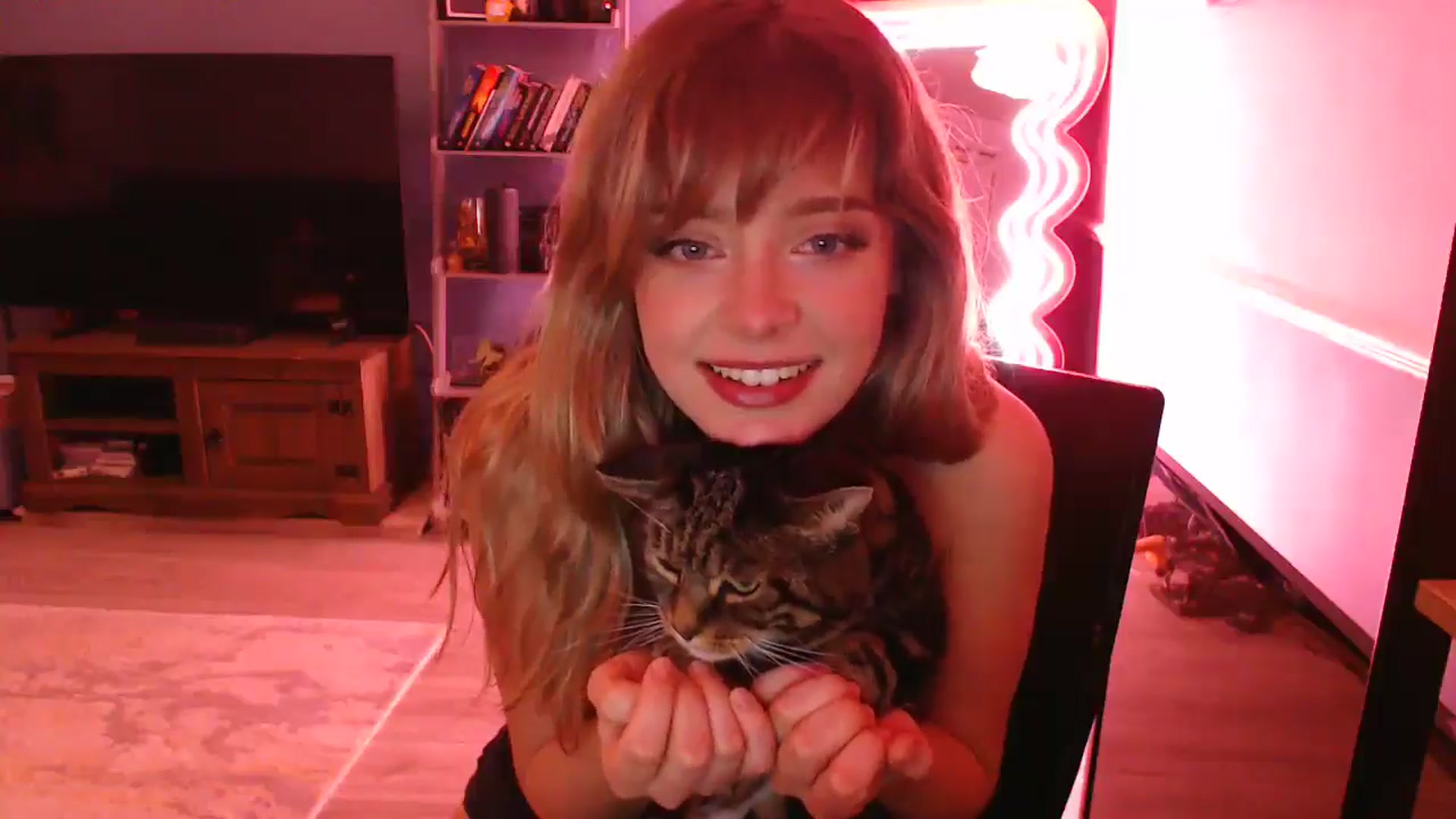 Gallery image thumbnail from KittyCash3w's myfreecams stream on, 01/14/2026, 20:09 image 18 of 20