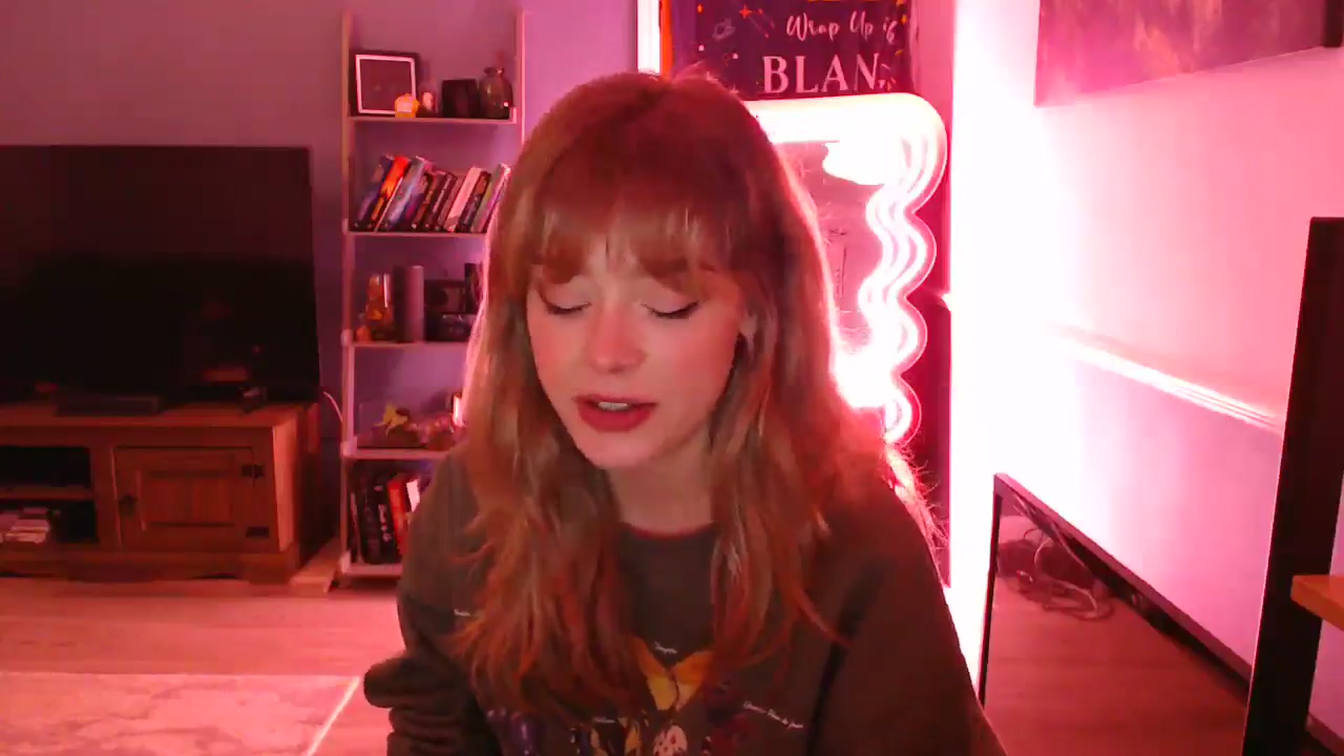 Gallery image thumbnail from KittyCash3w's myfreecams stream on, 01/14/2026, 20:09 image 2 of 20