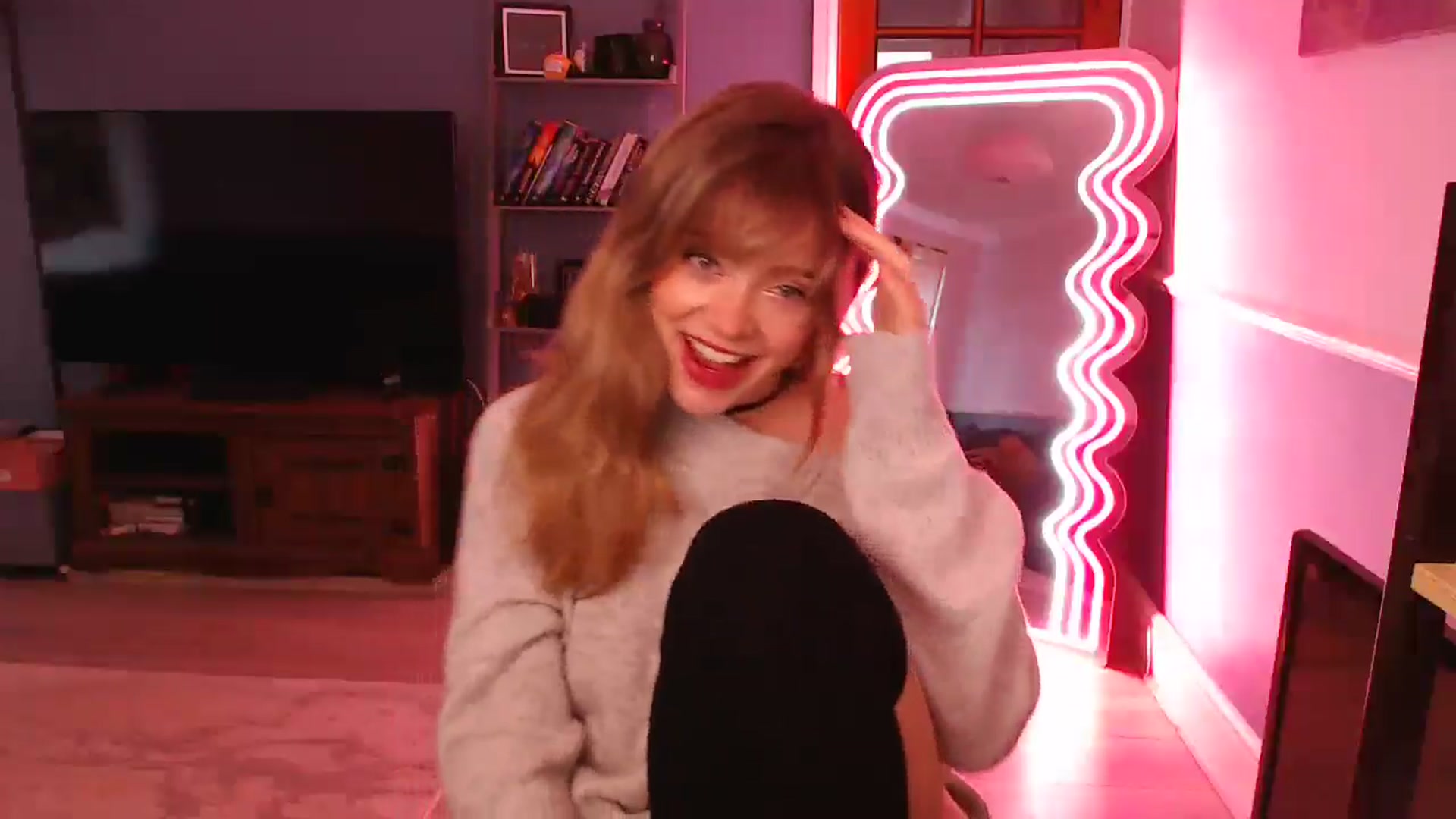 Gallery image thumbnail from KittyCash3w's myfreecams stream on, 01/15/2026, 10:41 image 3 of 20