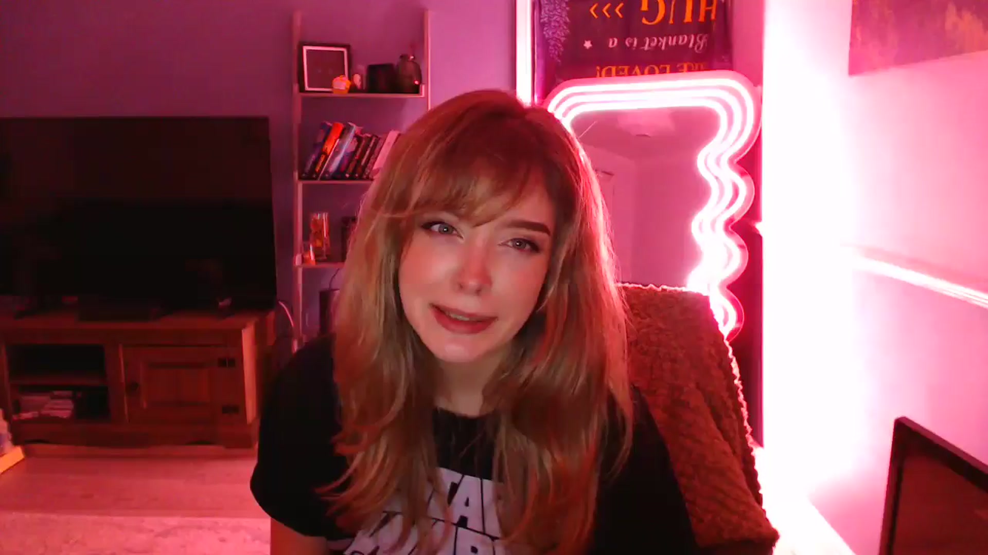 Gallery image thumbnail from KittyCash3w's myfreecams stream on, 01/17/2026, 19:04 image 1 of 20