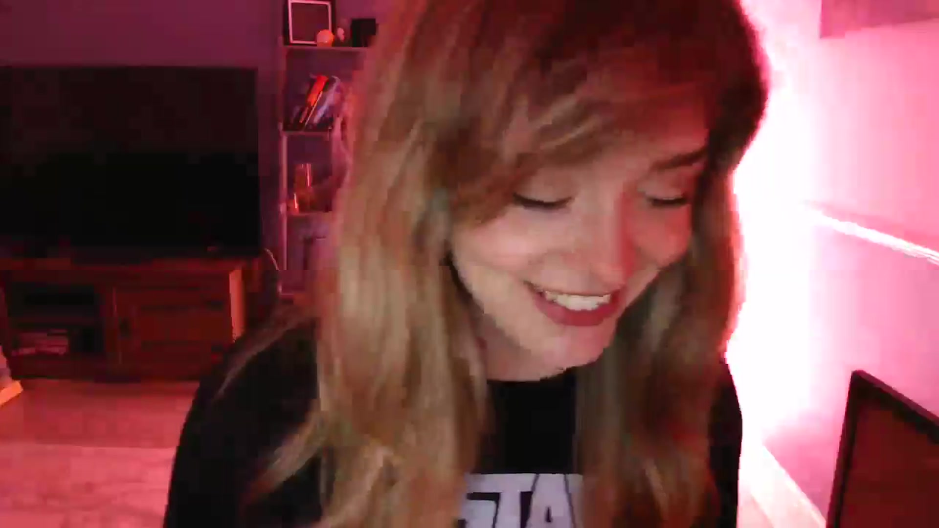Gallery image thumbnail from KittyCash3w's myfreecams stream on, 01/17/2026, 19:04 image 15 of 20