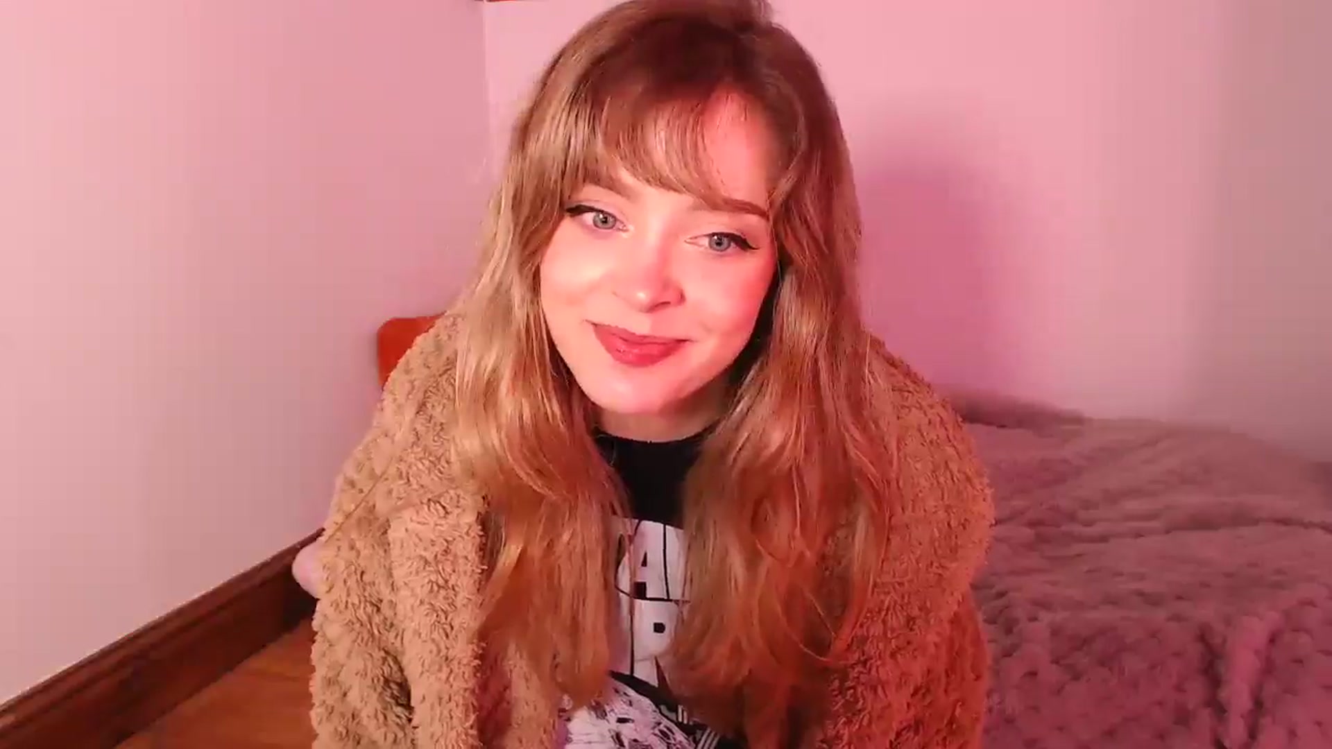 Gallery image thumbnail from KittyCash3w's myfreecams stream on, 01/28/2026, 20:42 image 10 of 20